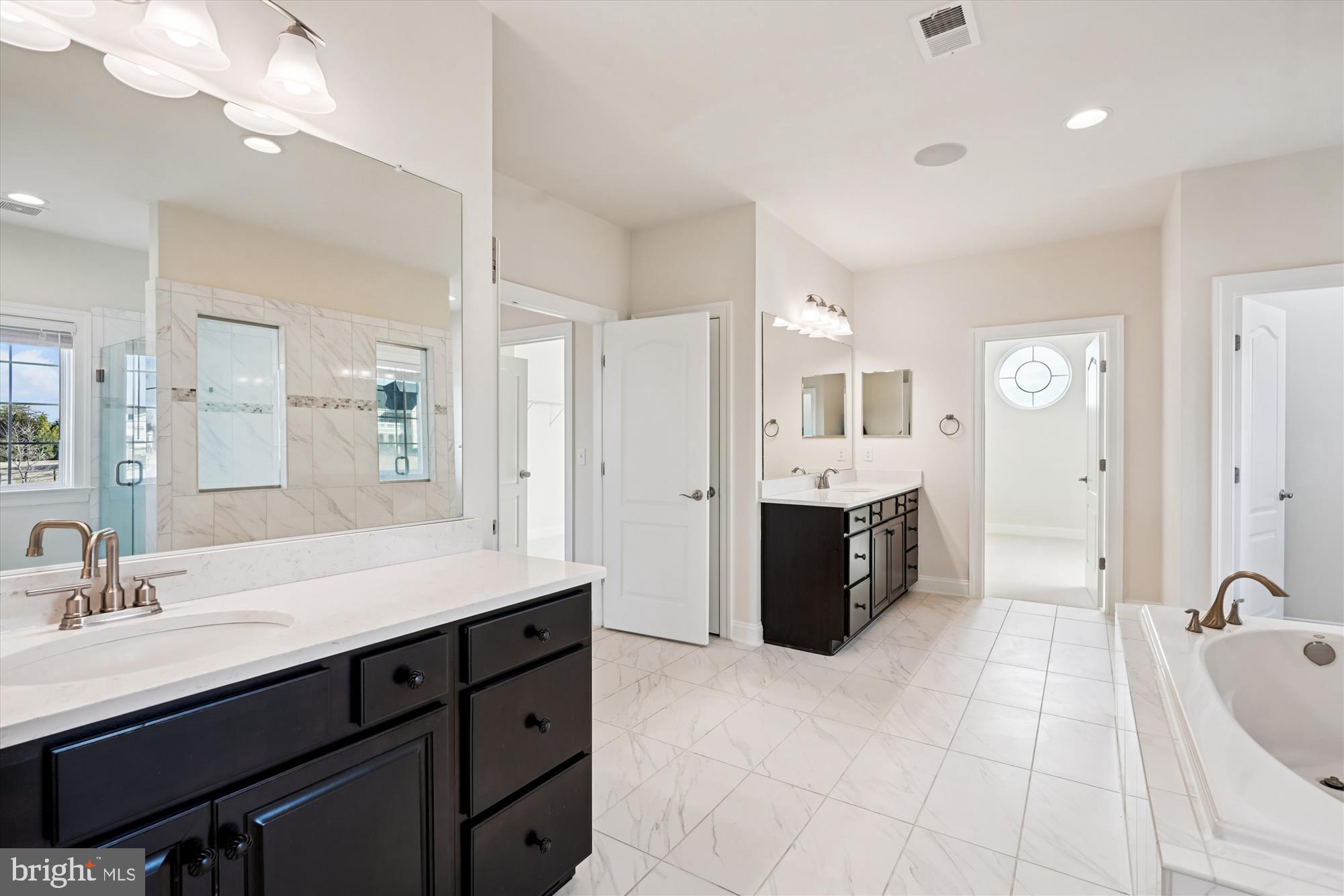 HUNTERS POND - Residential