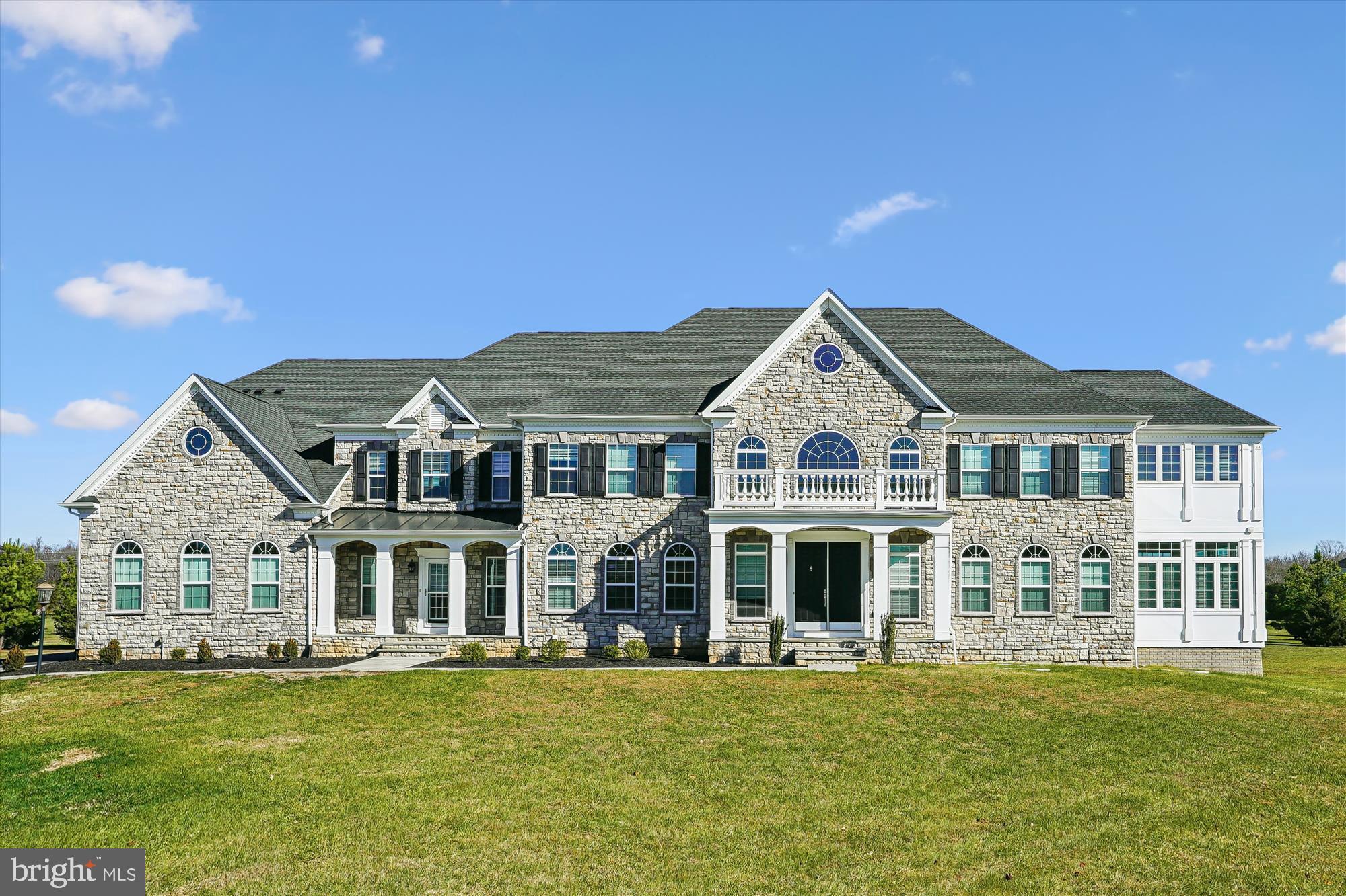 HUNTERS POND - Residential