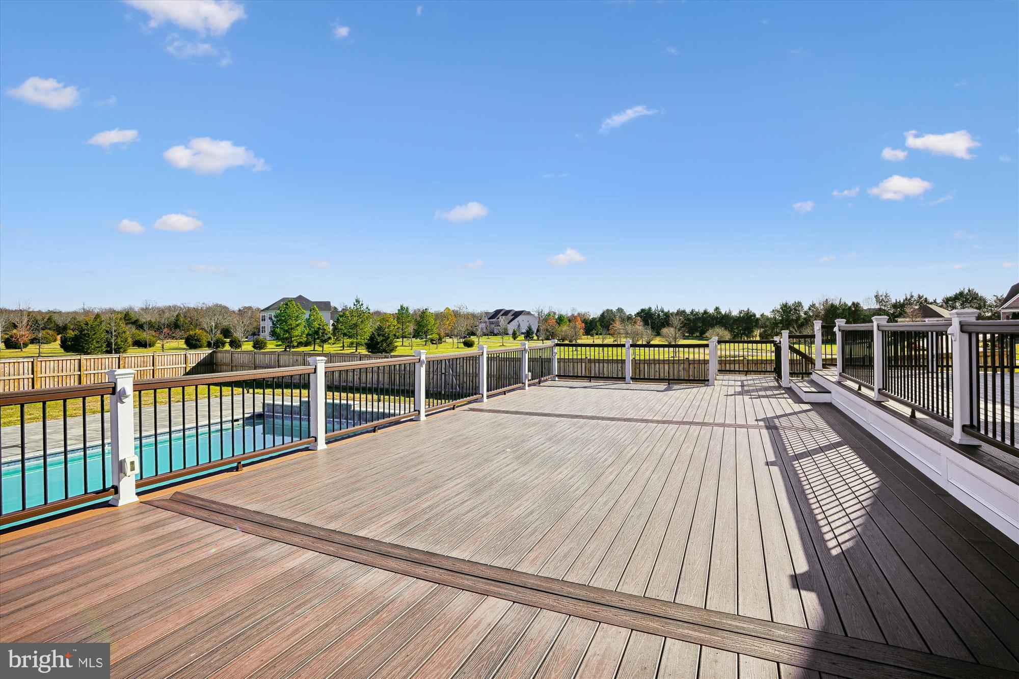 HUNTERS POND - Residential