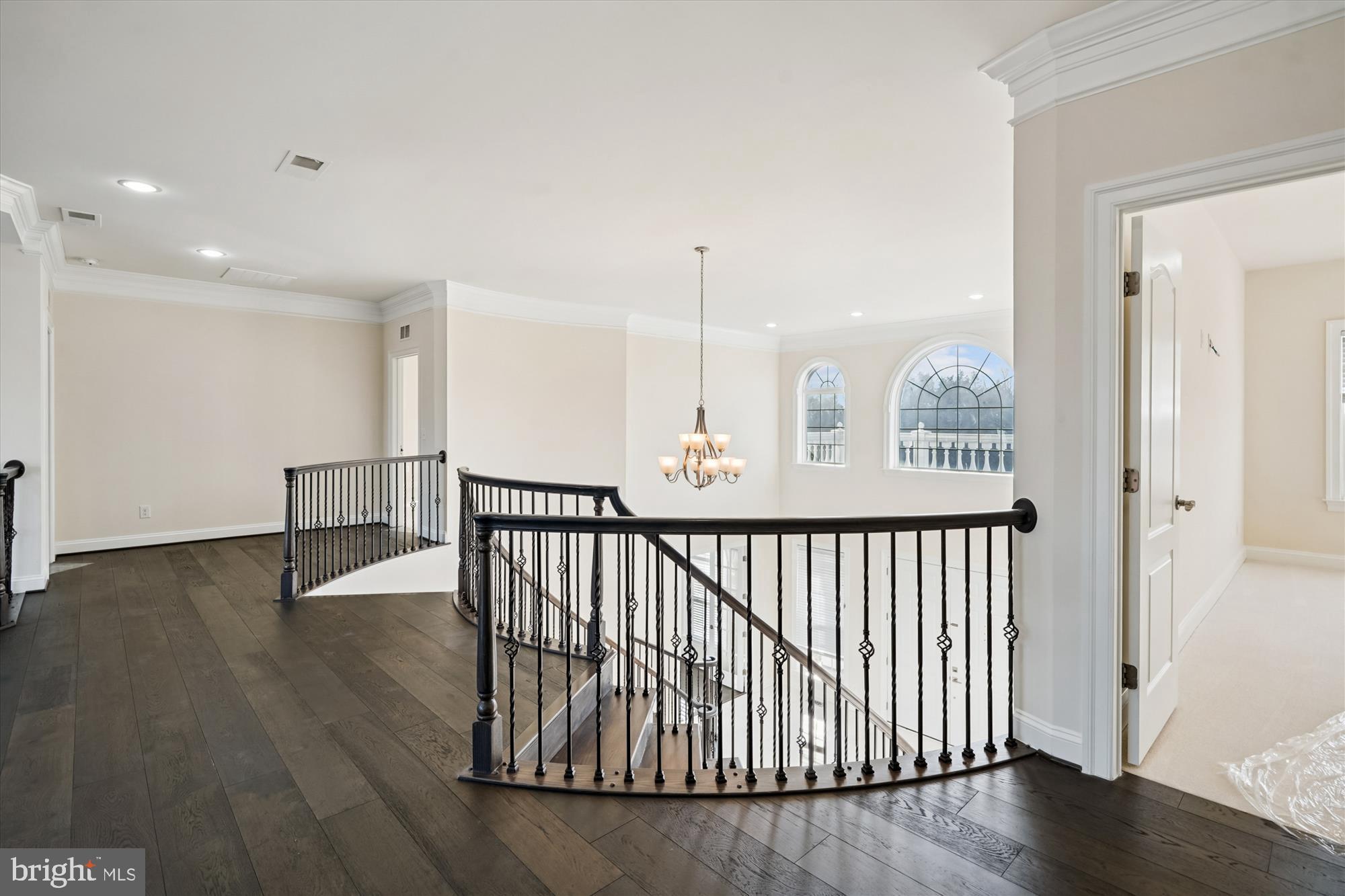 HUNTERS POND - Residential