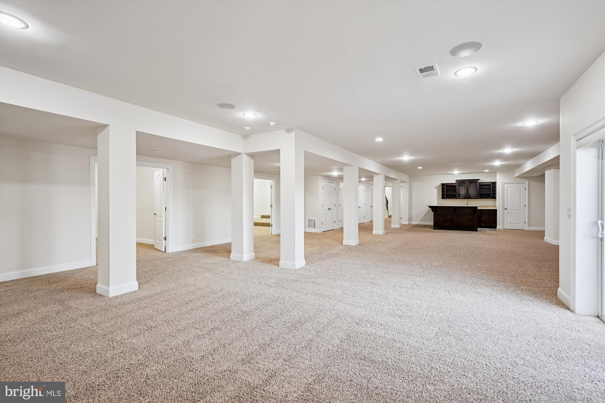 HUNTERS POND - Residential