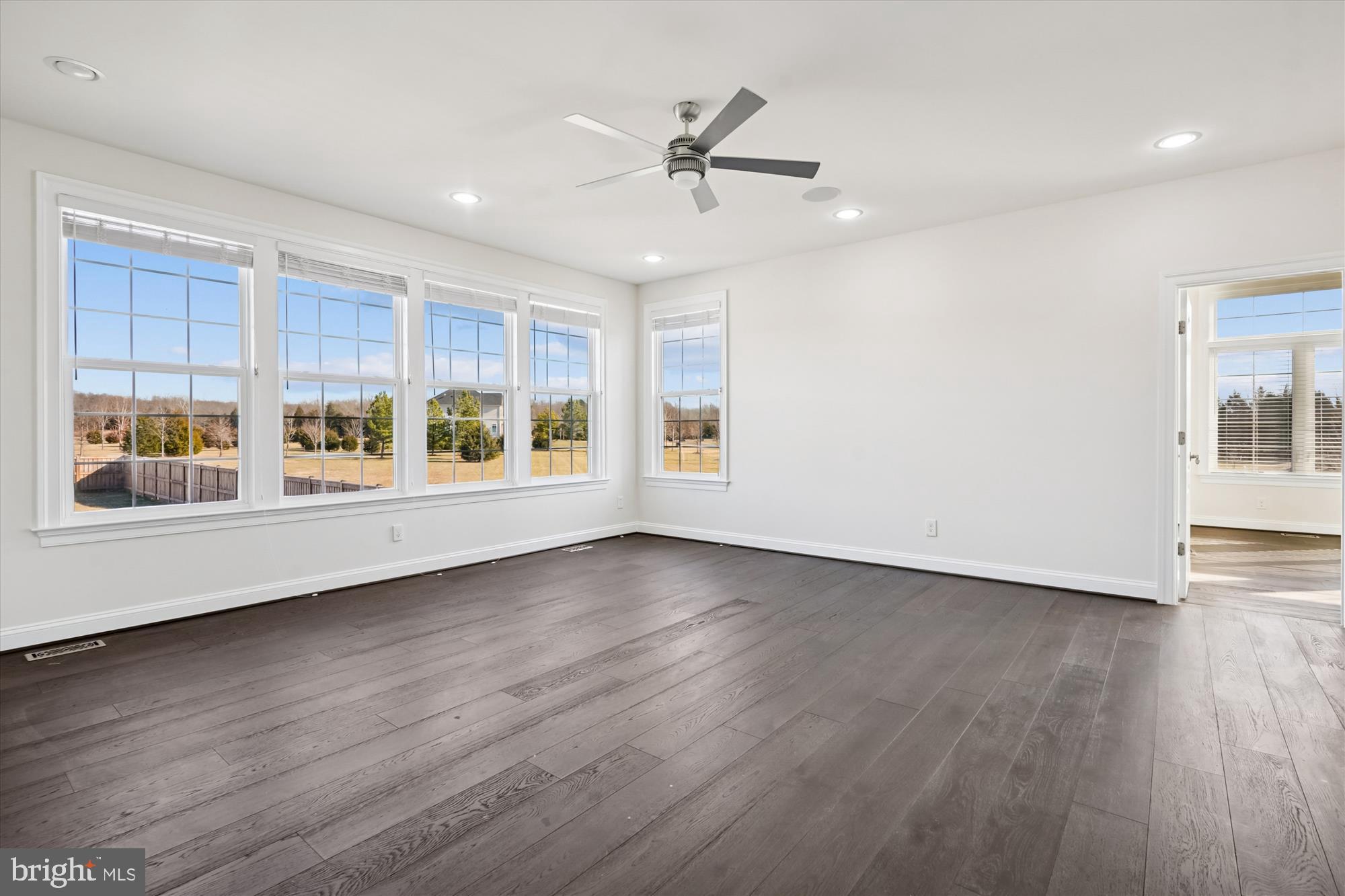 HUNTERS POND - Residential