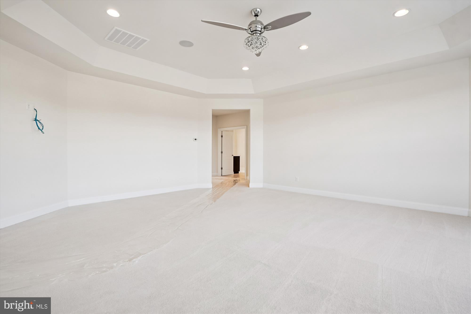 HUNTERS POND - Residential