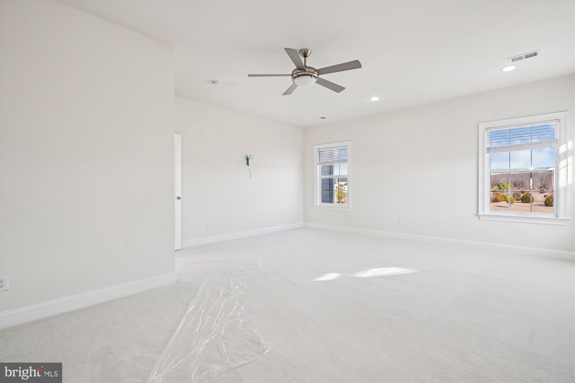 HUNTERS POND - Residential