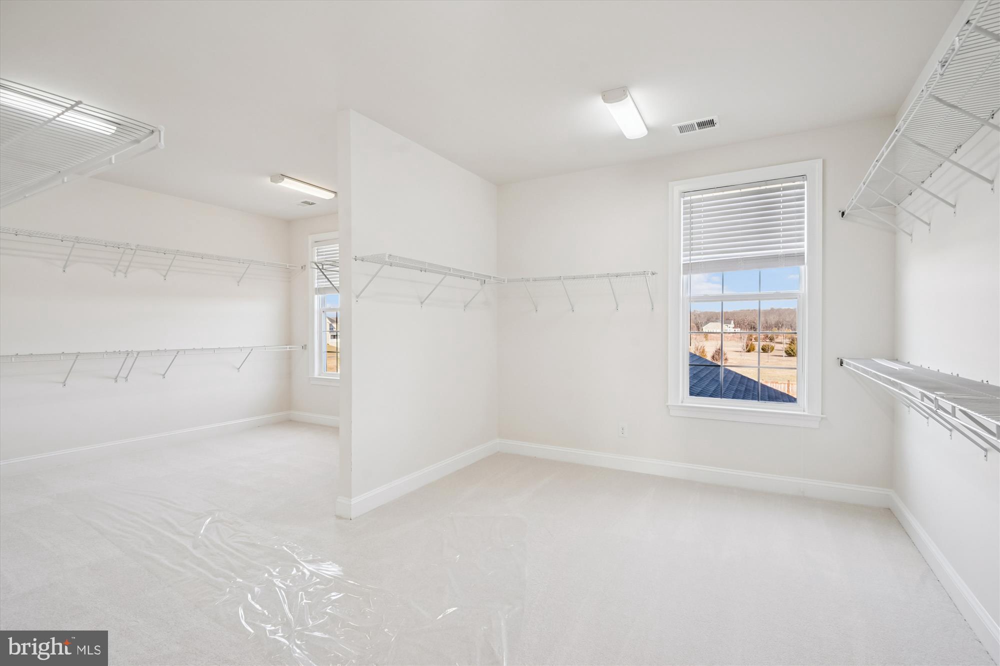 HUNTERS POND - Residential