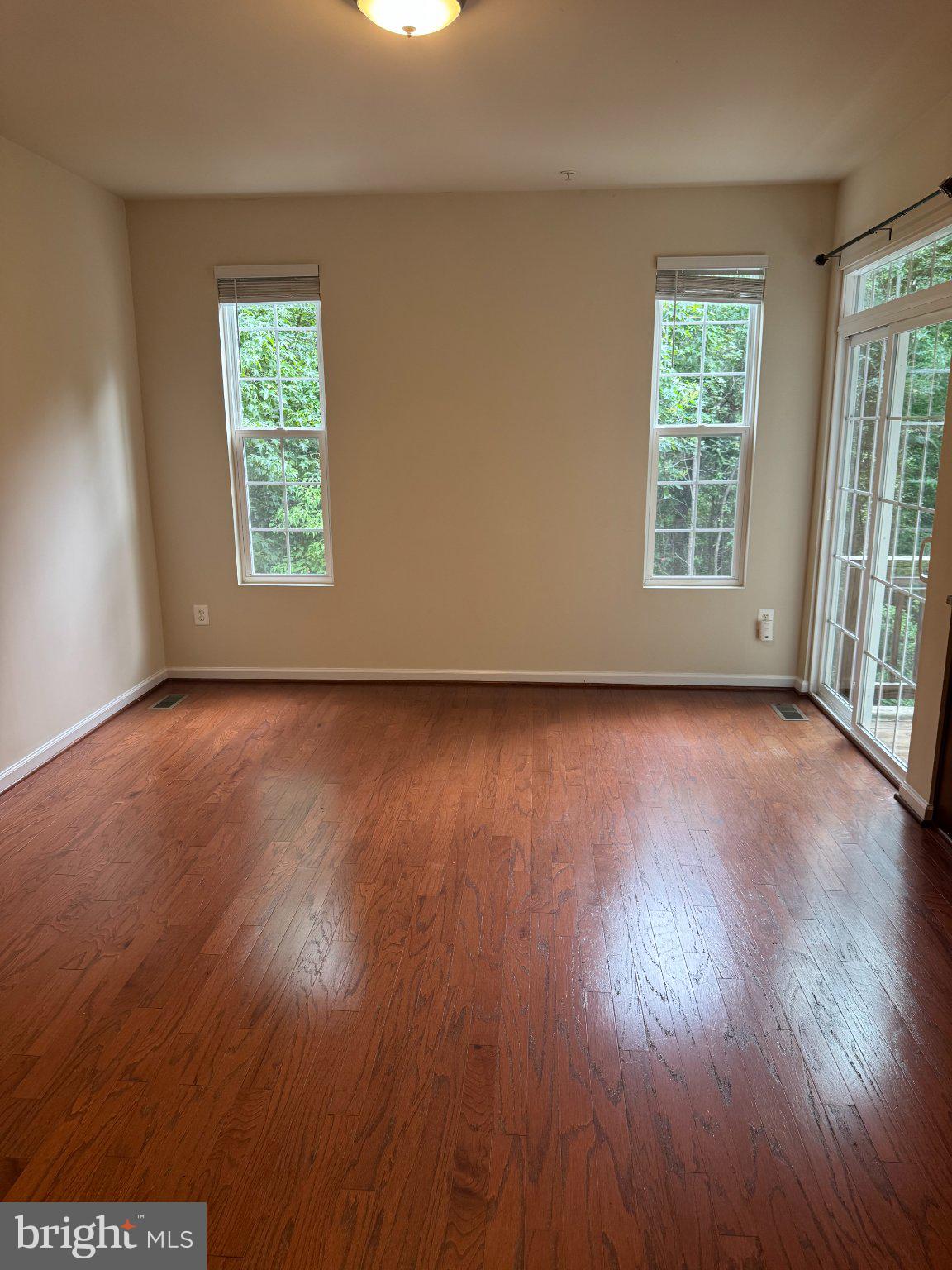 7568 STONEHOUSE DRIVE