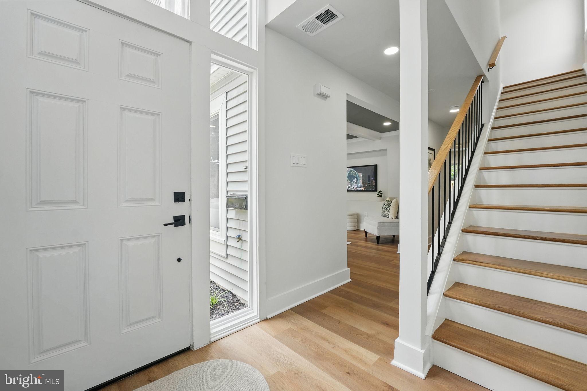 REGENCY SQUARE - Residential