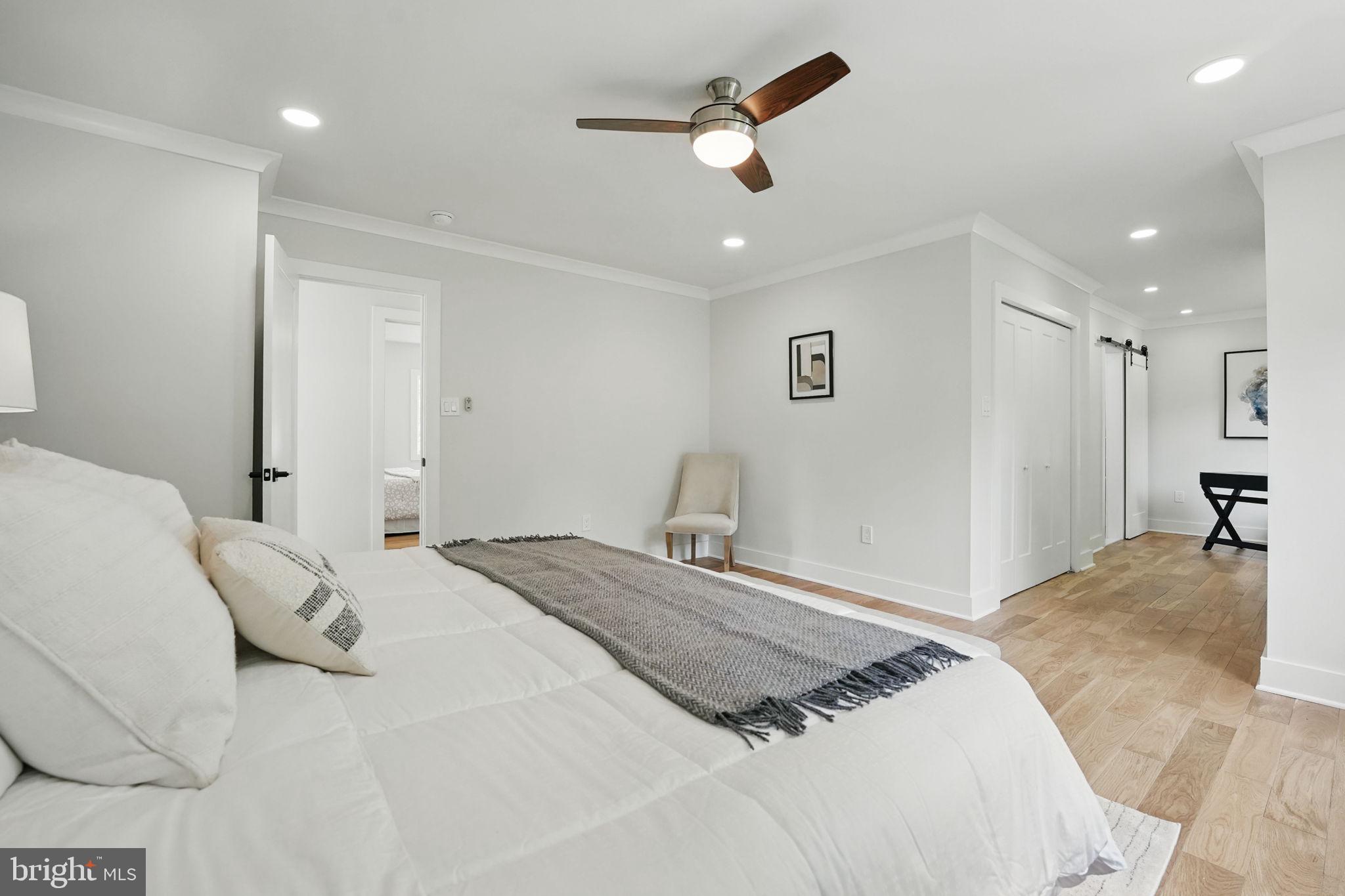 REGENCY SQUARE - Residential