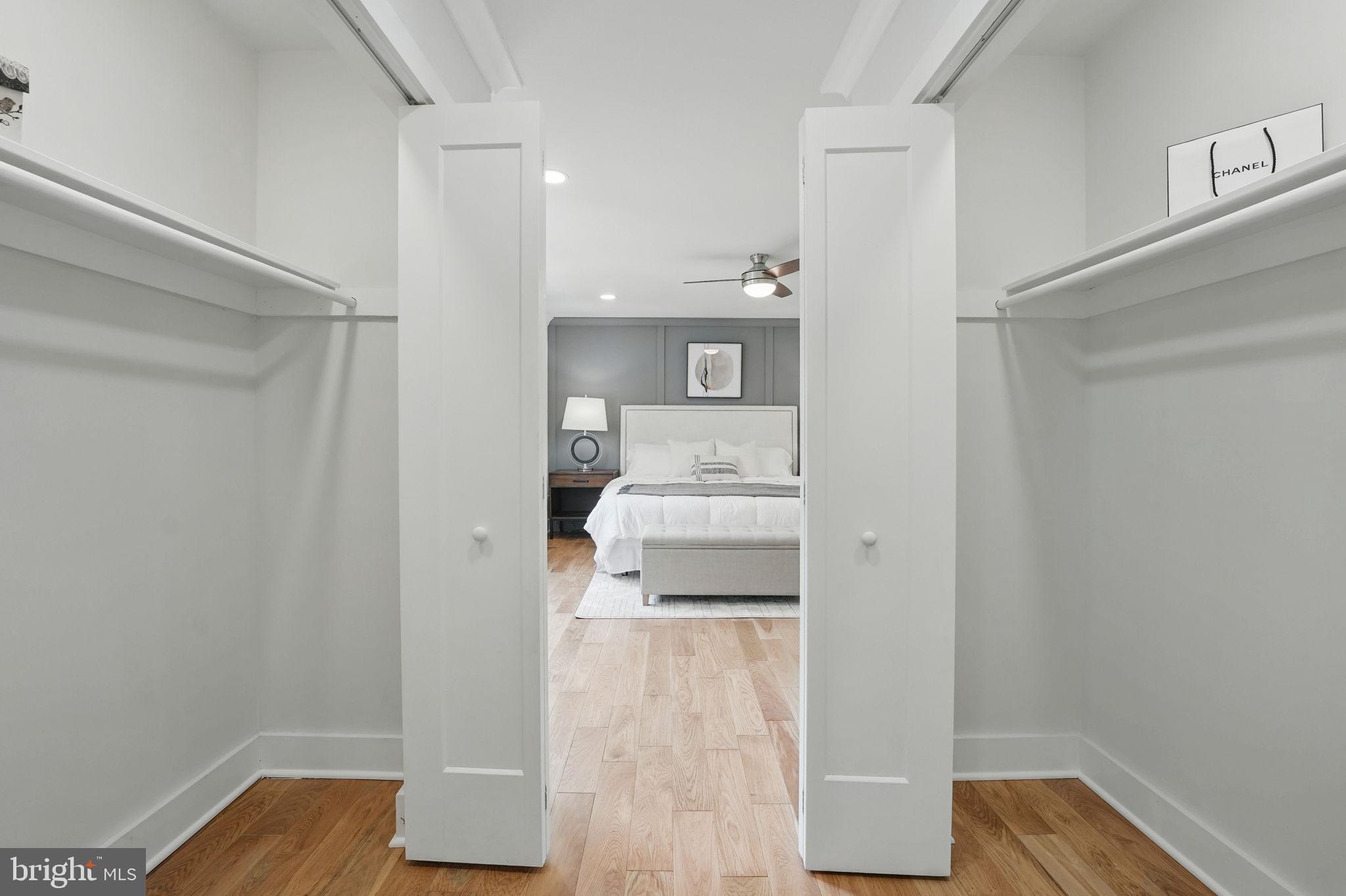 REGENCY SQUARE - Residential