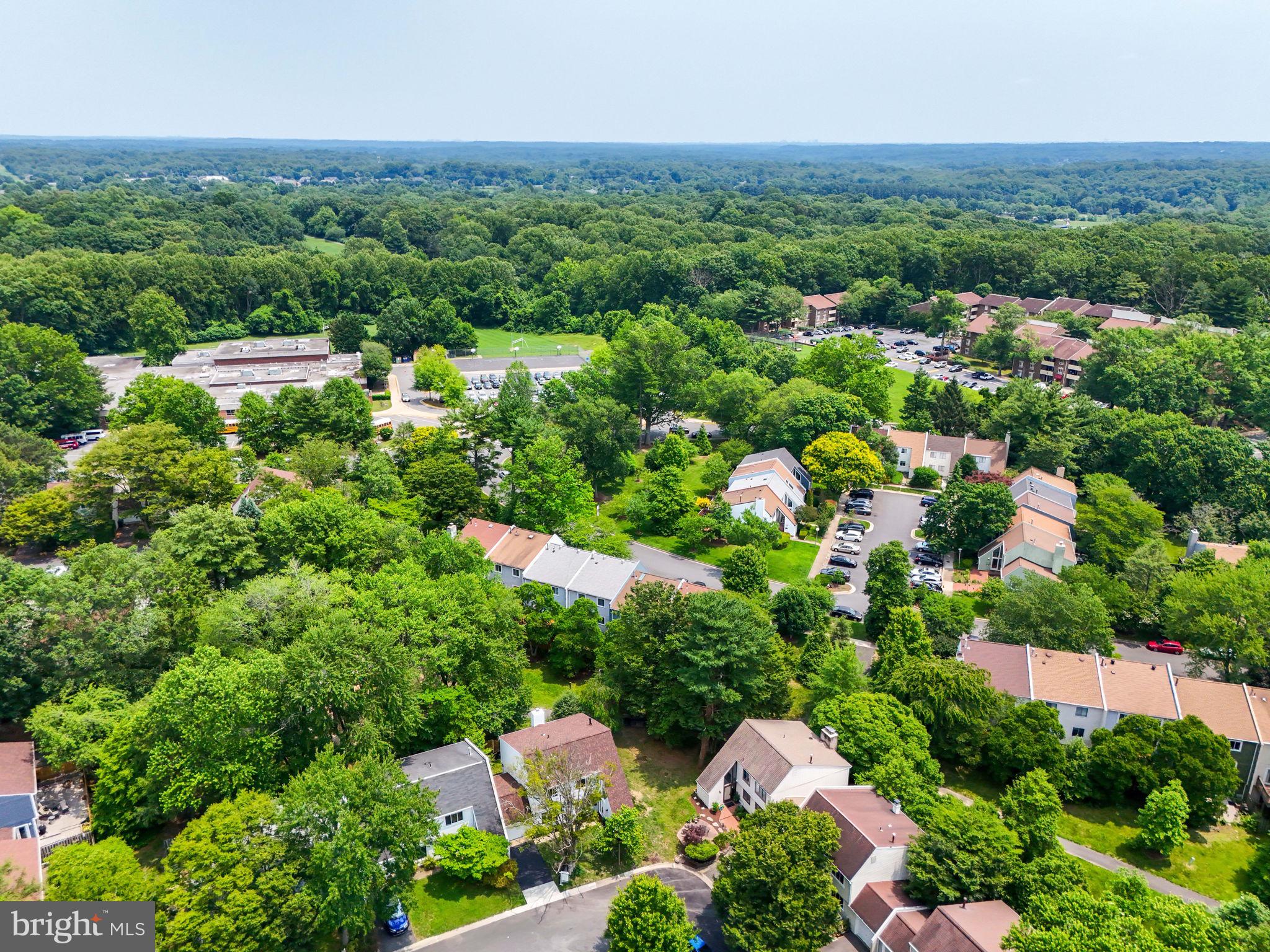 REGENCY SQUARE - Residential