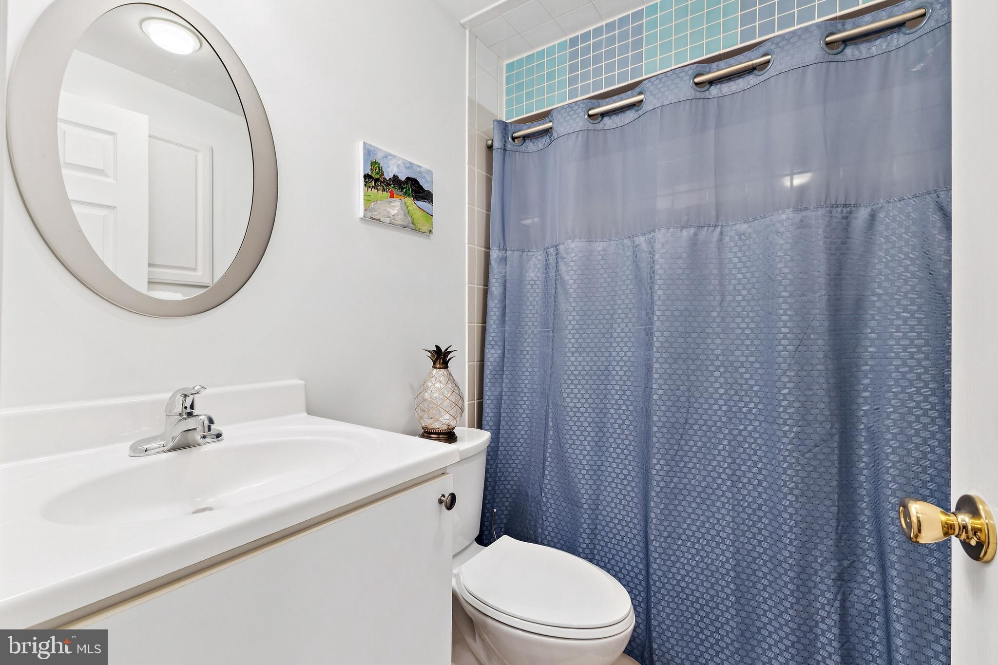 VINTAGE PLACE - Residential