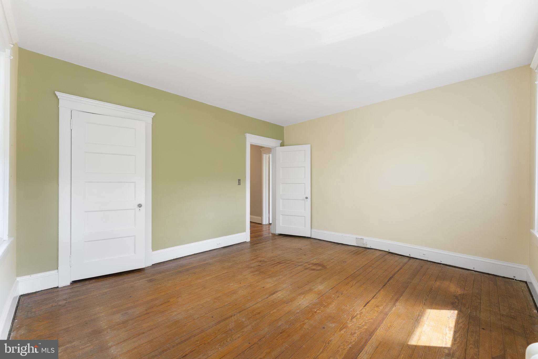 BRYN MAWR - Residential