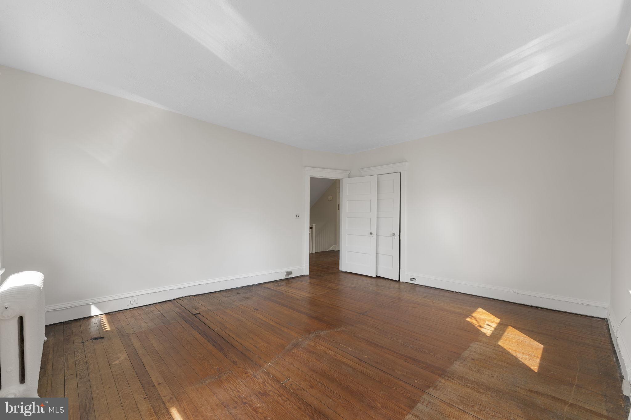 BRYN MAWR - Residential