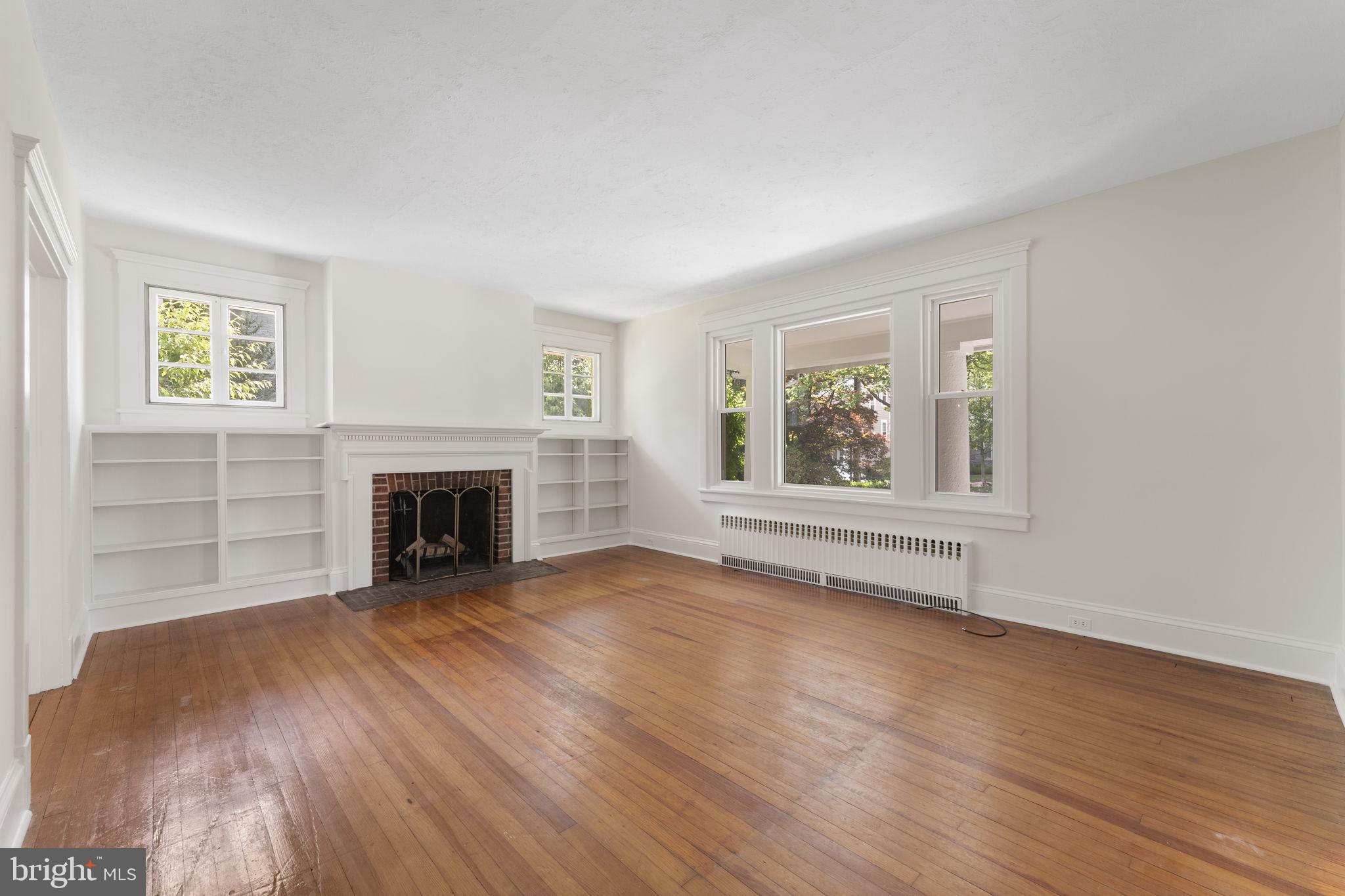 BRYN MAWR - Residential