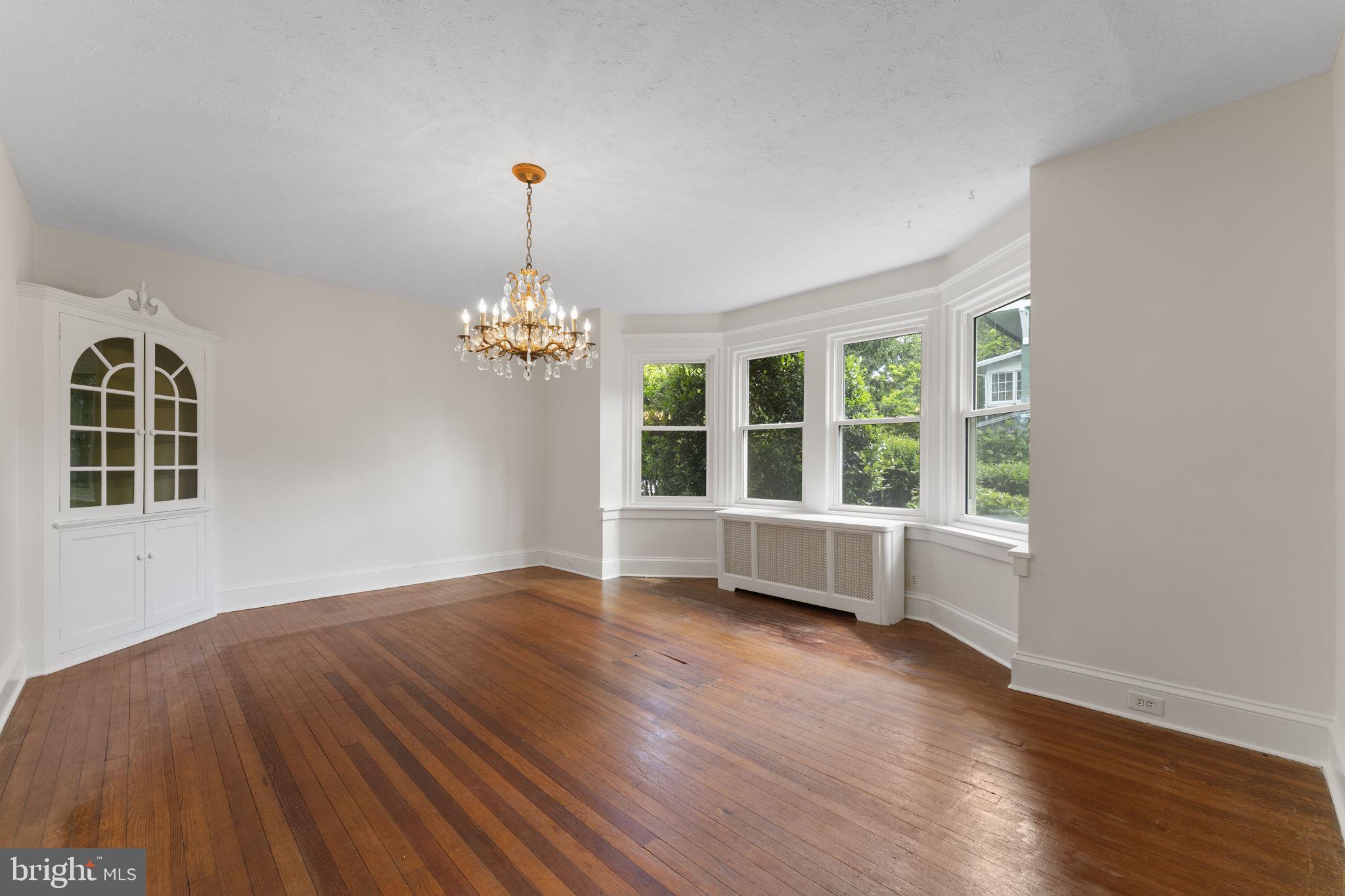 BRYN MAWR - Residential