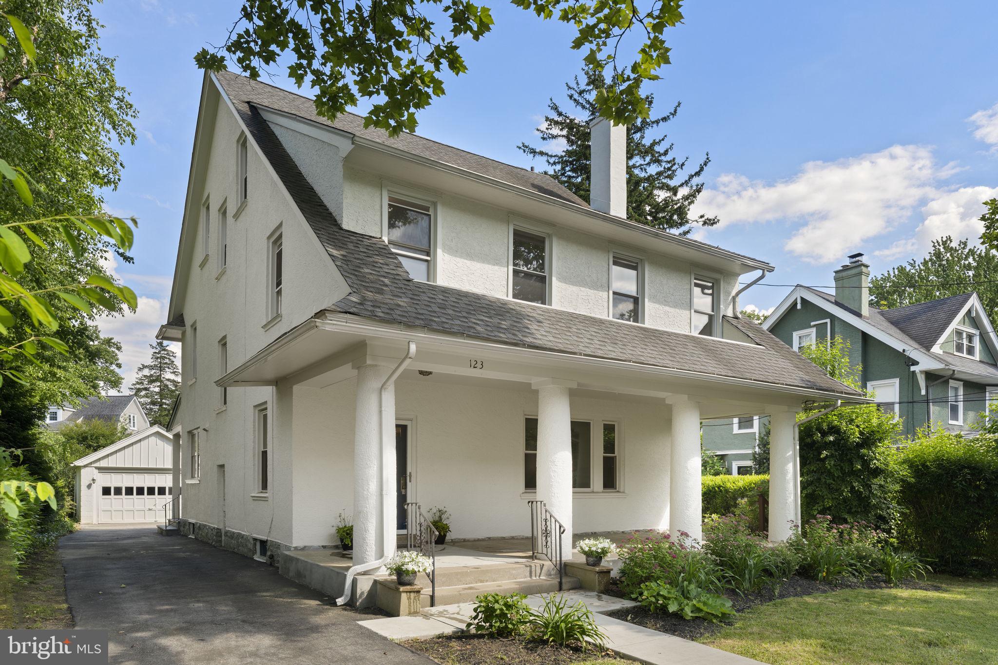 BRYN MAWR - Residential