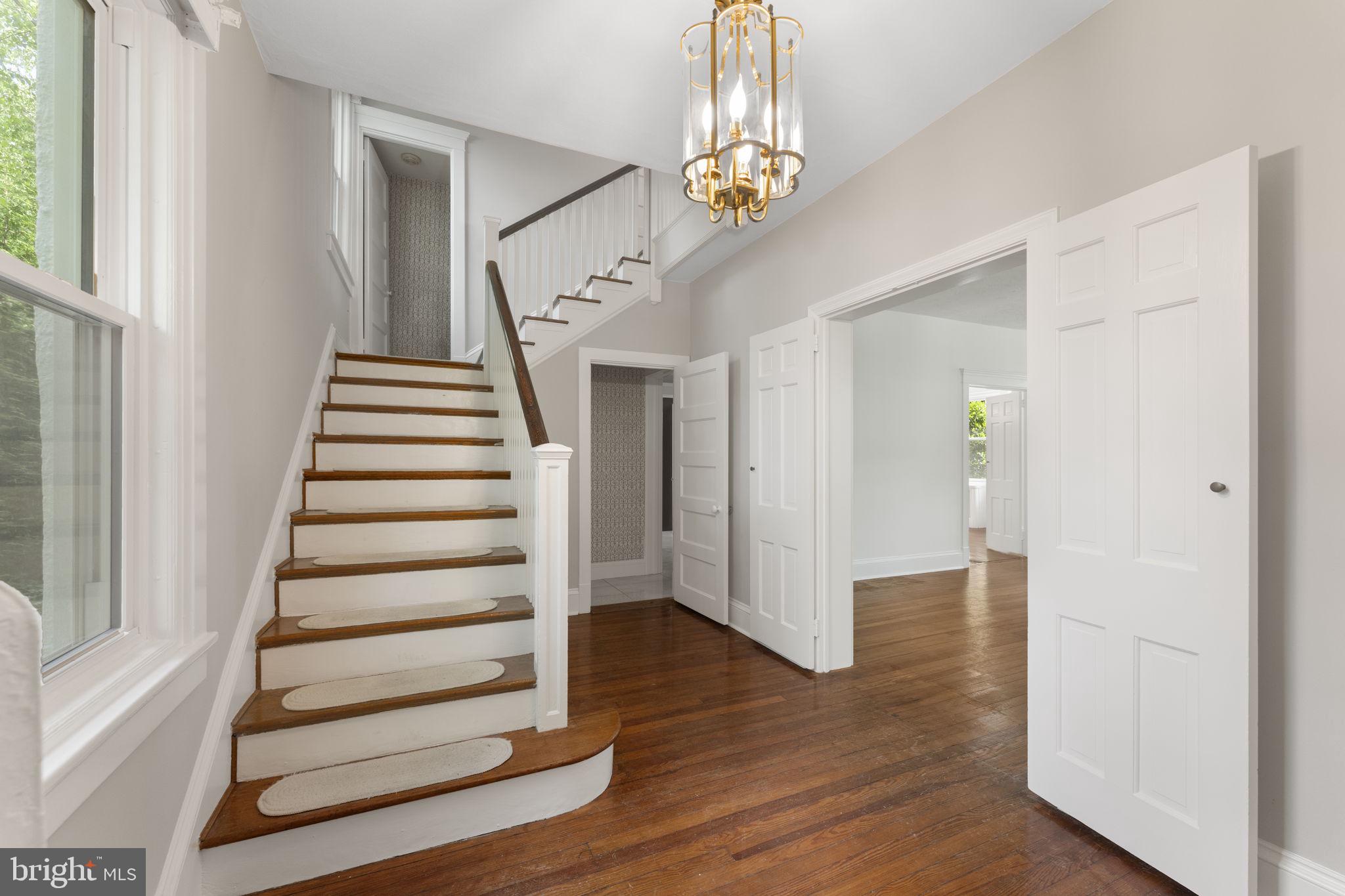 BRYN MAWR - Residential