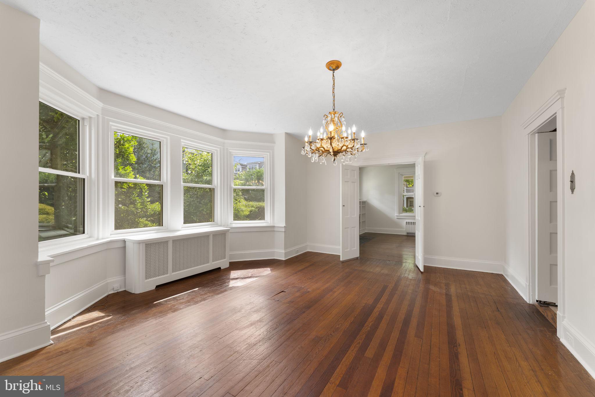 BRYN MAWR - Residential