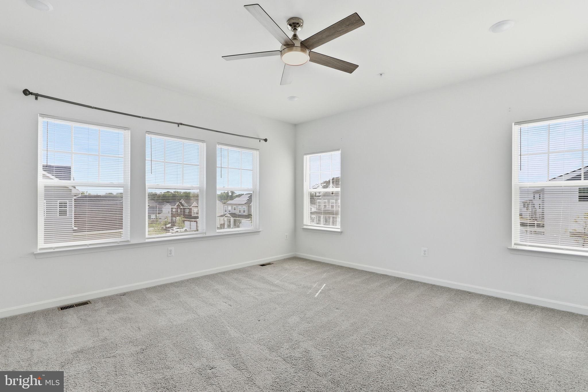 FAIRWAY ESTATES - Residential