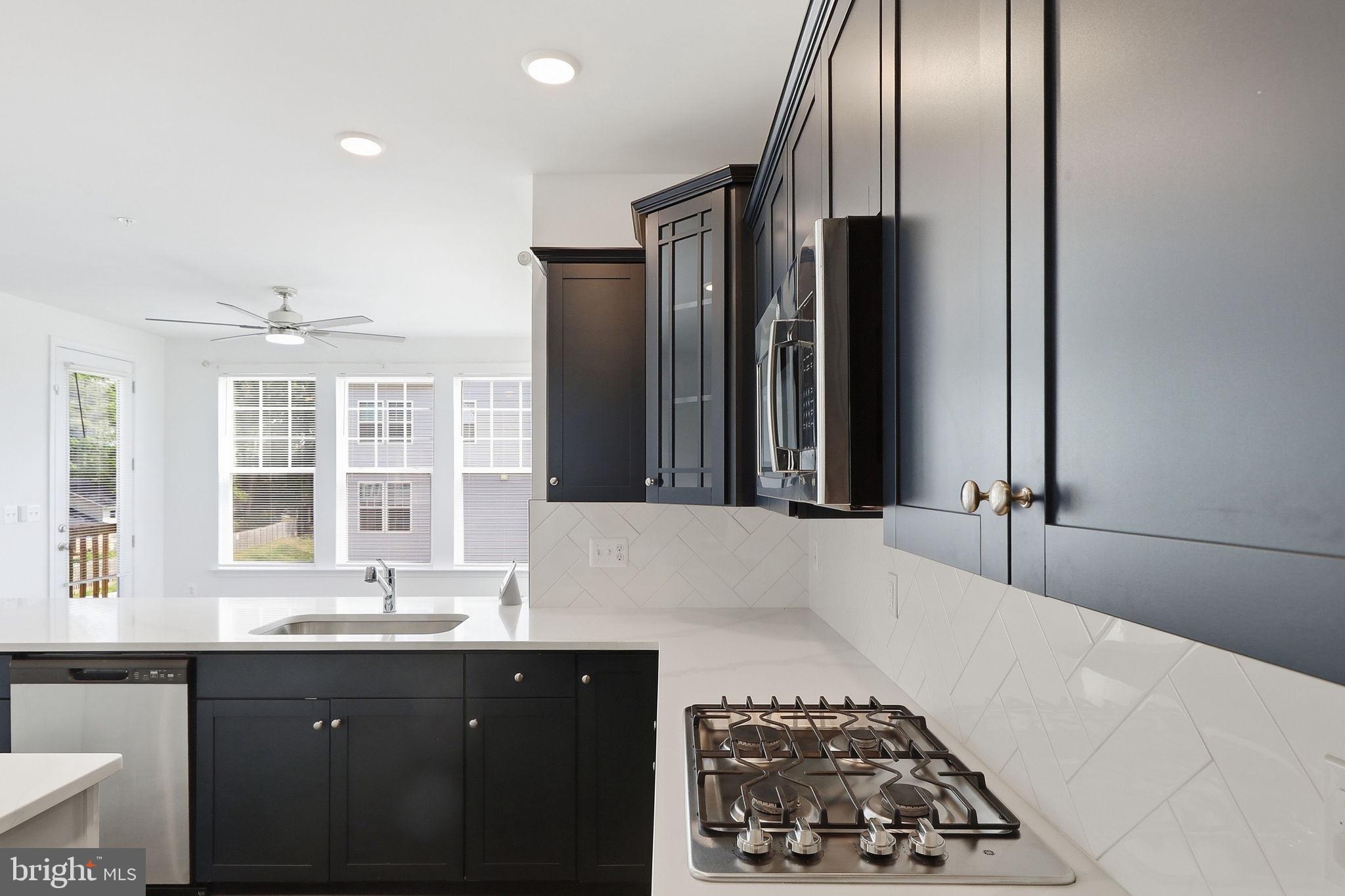 FAIRWAY ESTATES - Residential
