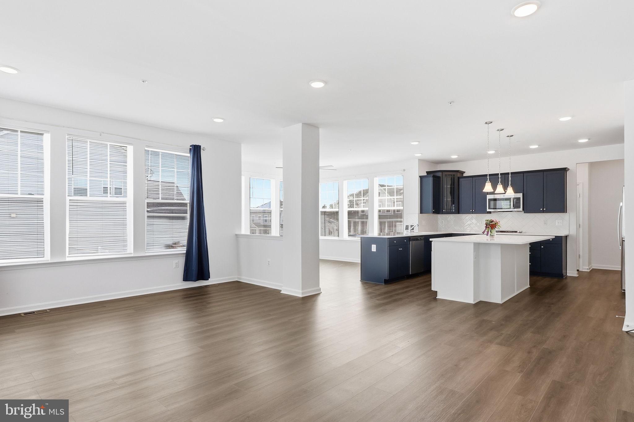 FAIRWAY ESTATES - Residential