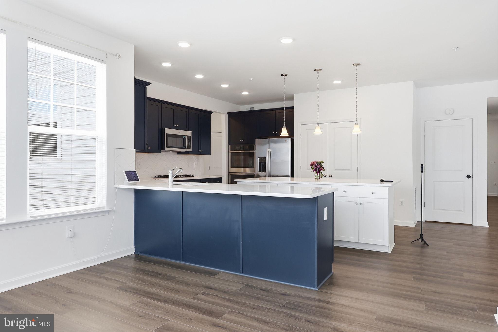 FAIRWAY ESTATES - Residential