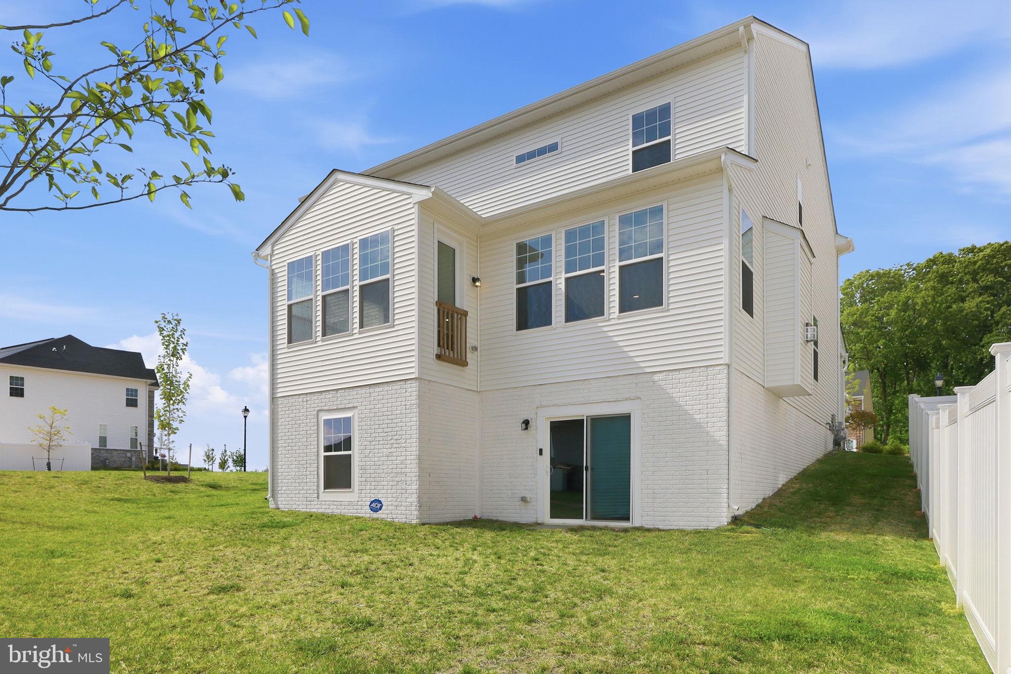 FAIRWAY ESTATES - Residential