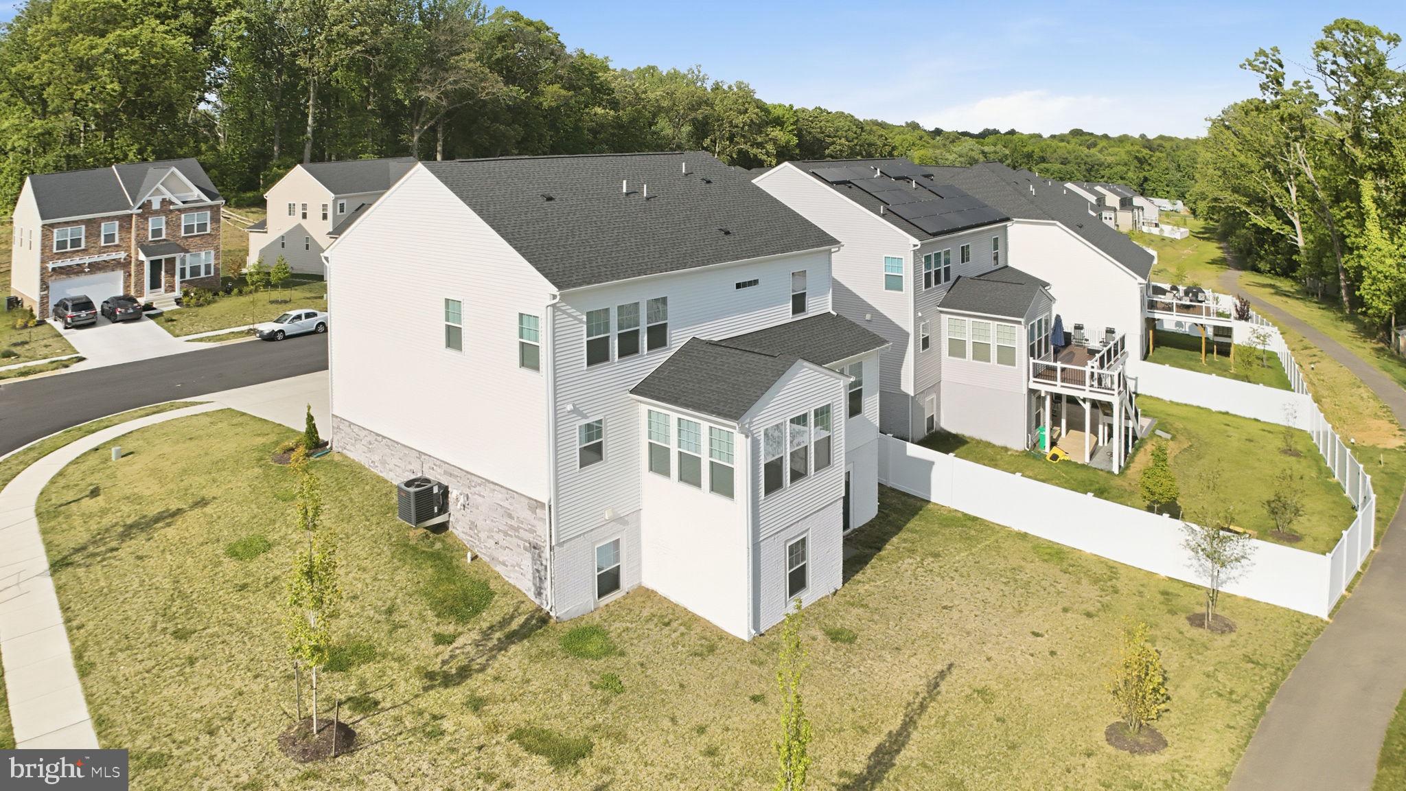 FAIRWAY ESTATES - Residential