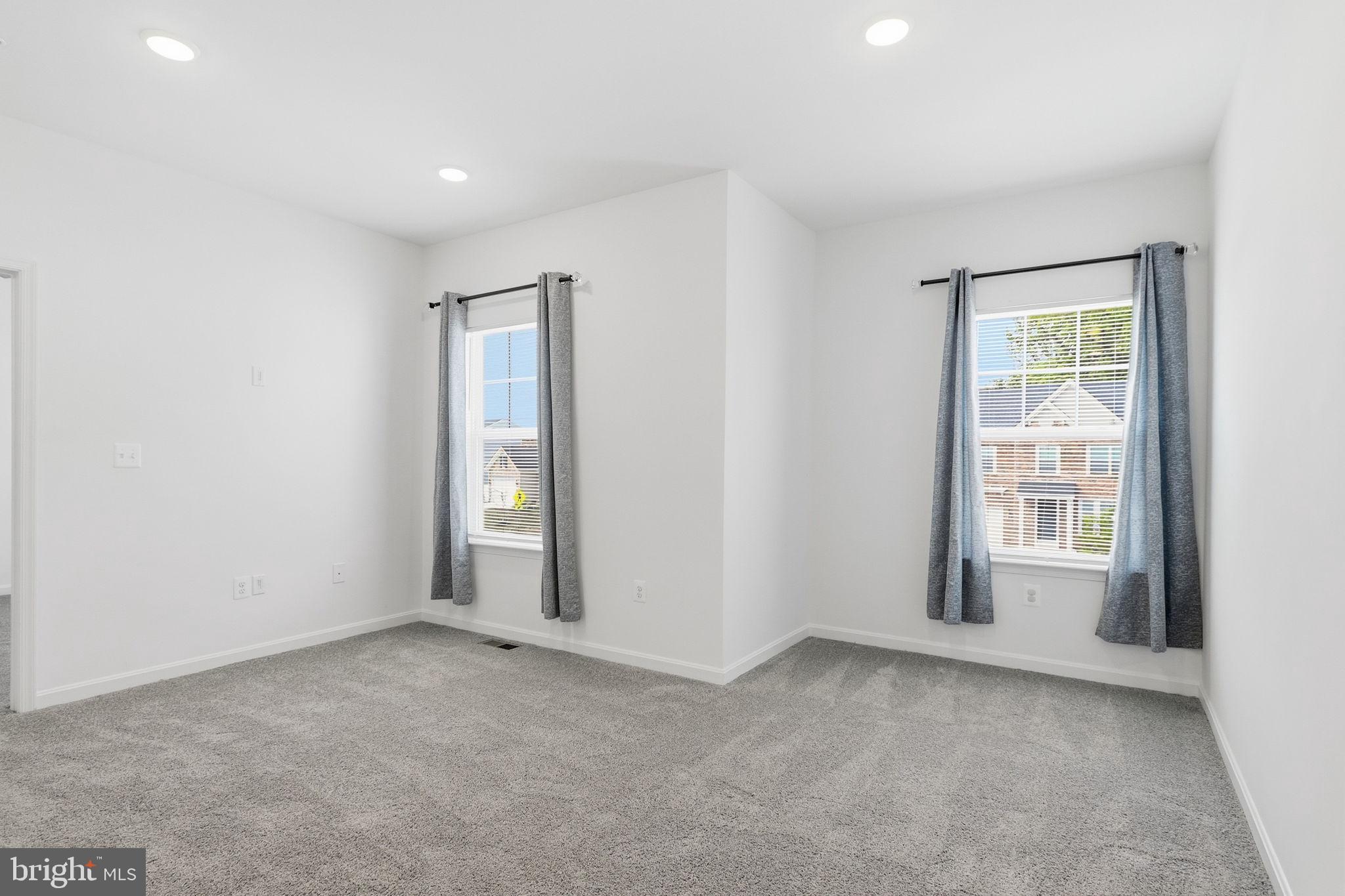 FAIRWAY ESTATES - Residential