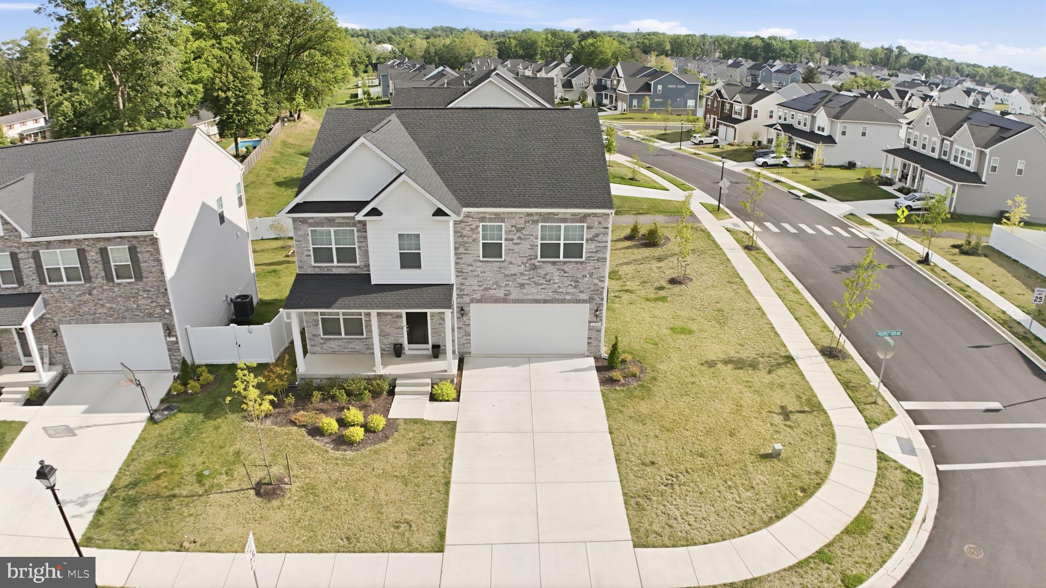 FAIRWAY ESTATES - Residential