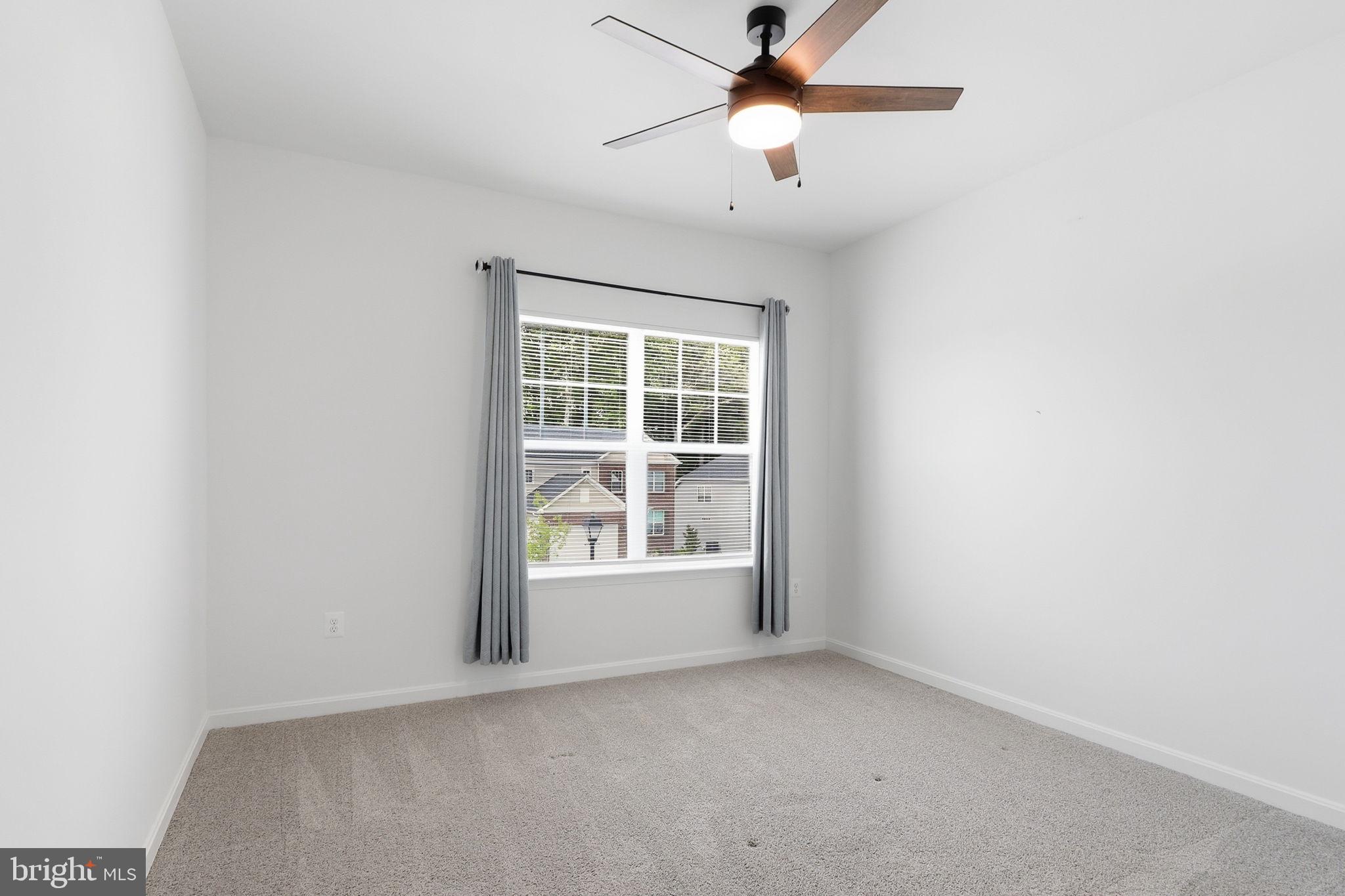 FAIRWAY ESTATES - Residential
