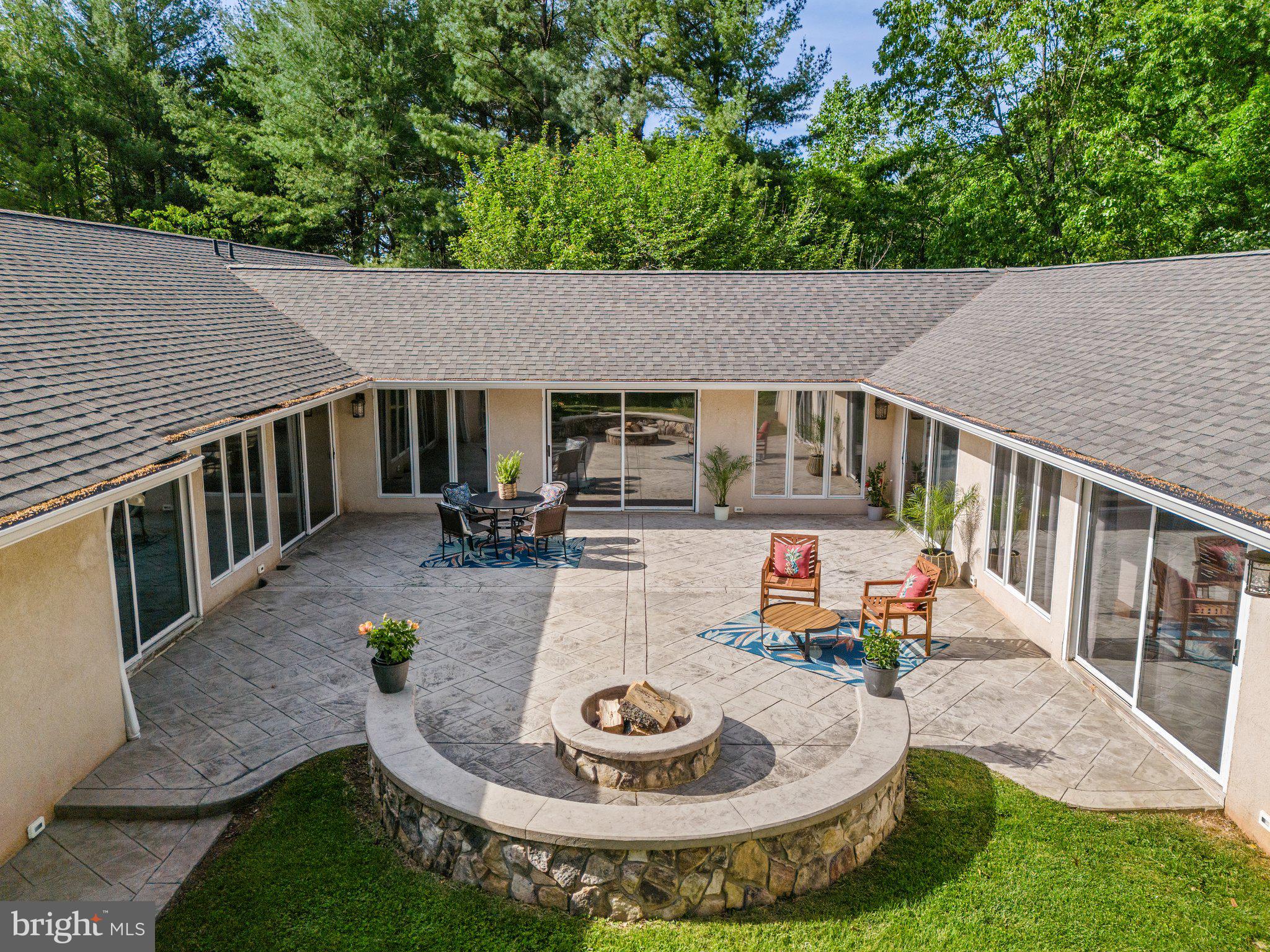 MOSBY WOODS - Residential