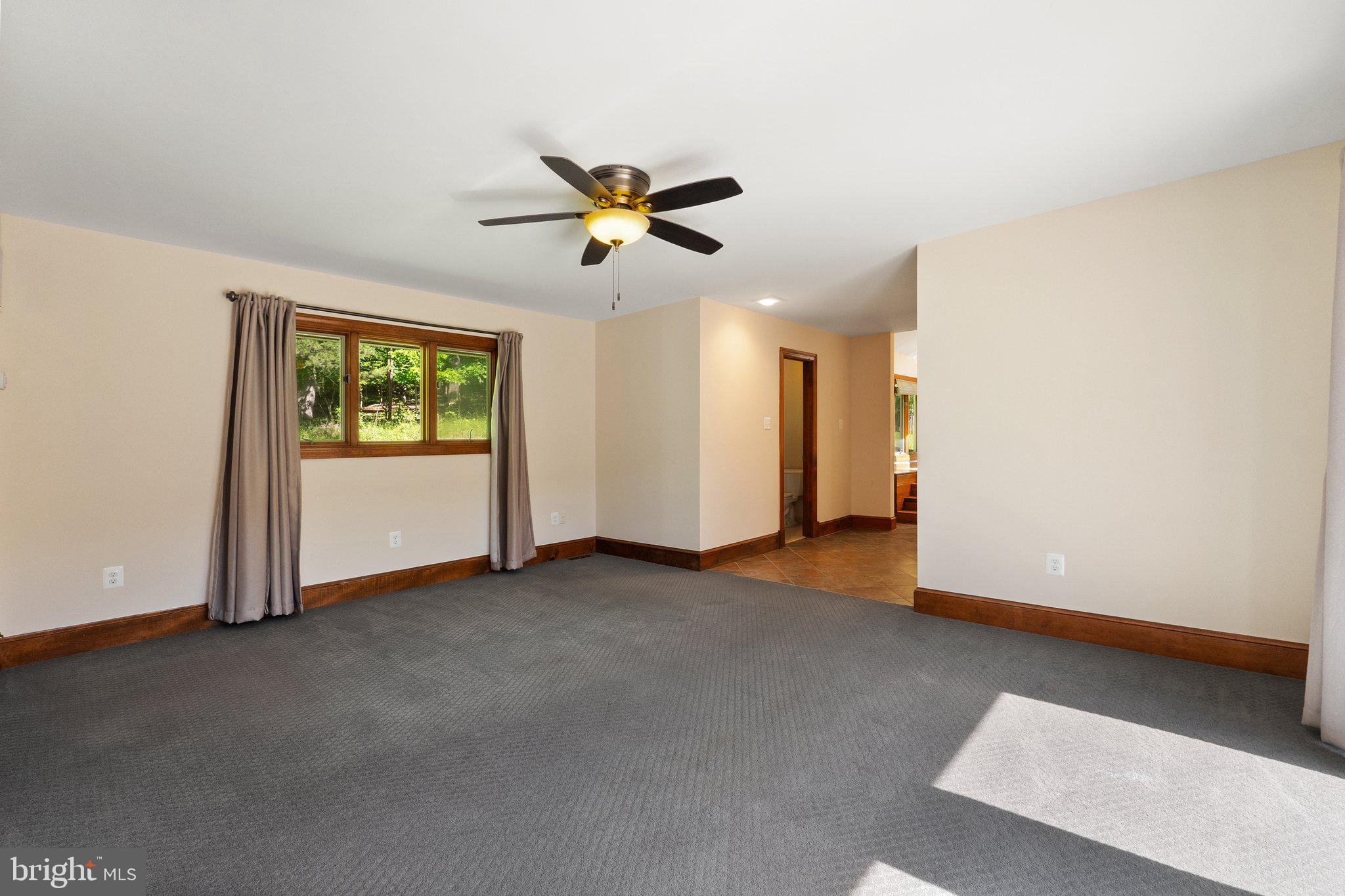 MOSBY WOODS - Residential