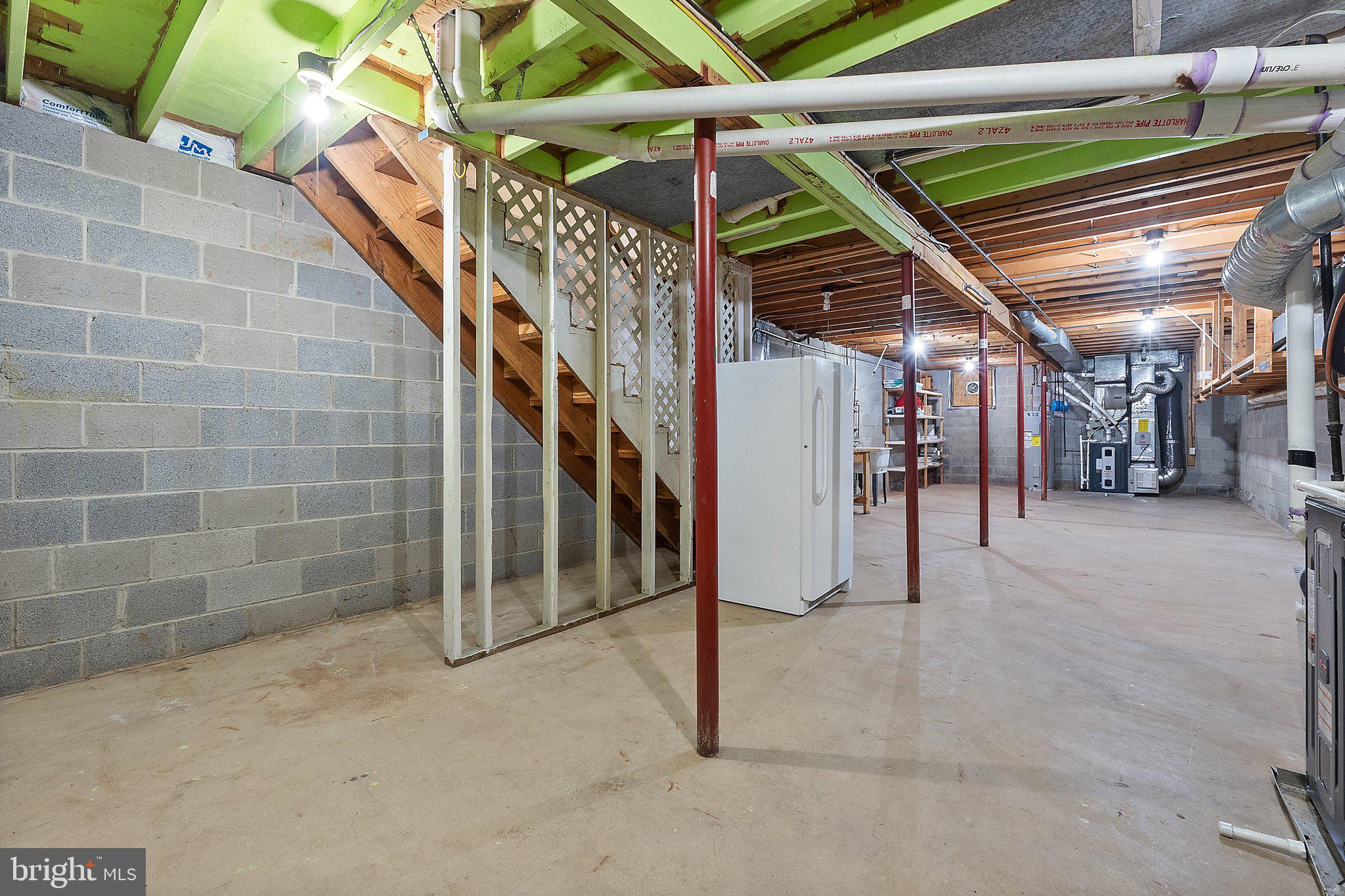 MOSBY WOODS - Residential