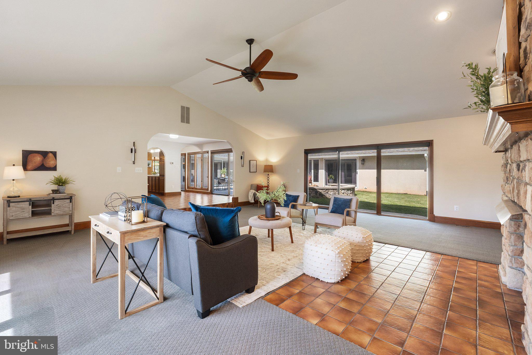 MOSBY WOODS - Residential