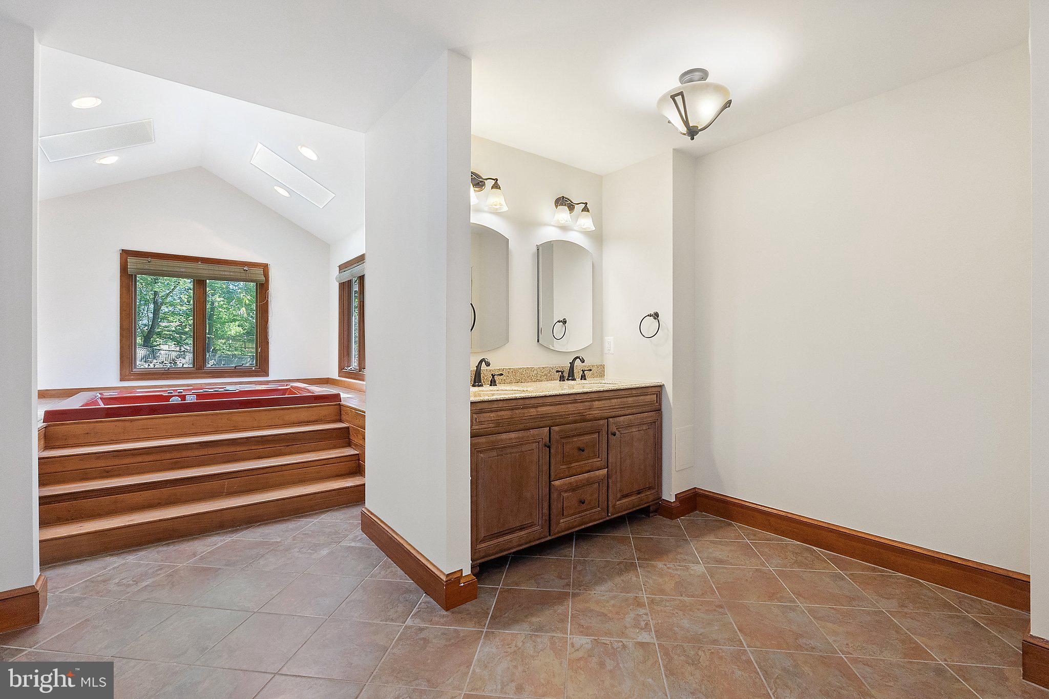 MOSBY WOODS - Residential