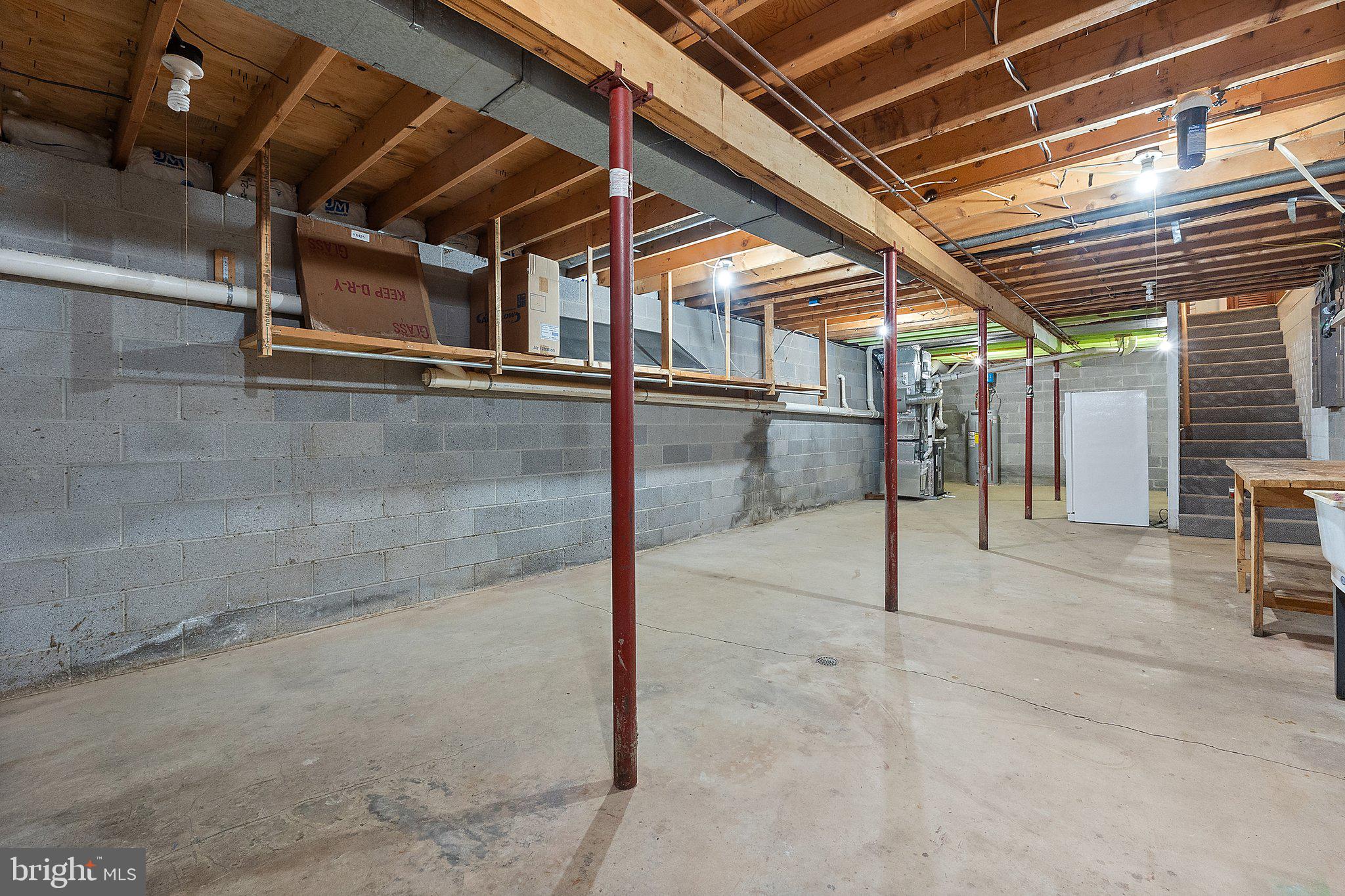 MOSBY WOODS - Residential