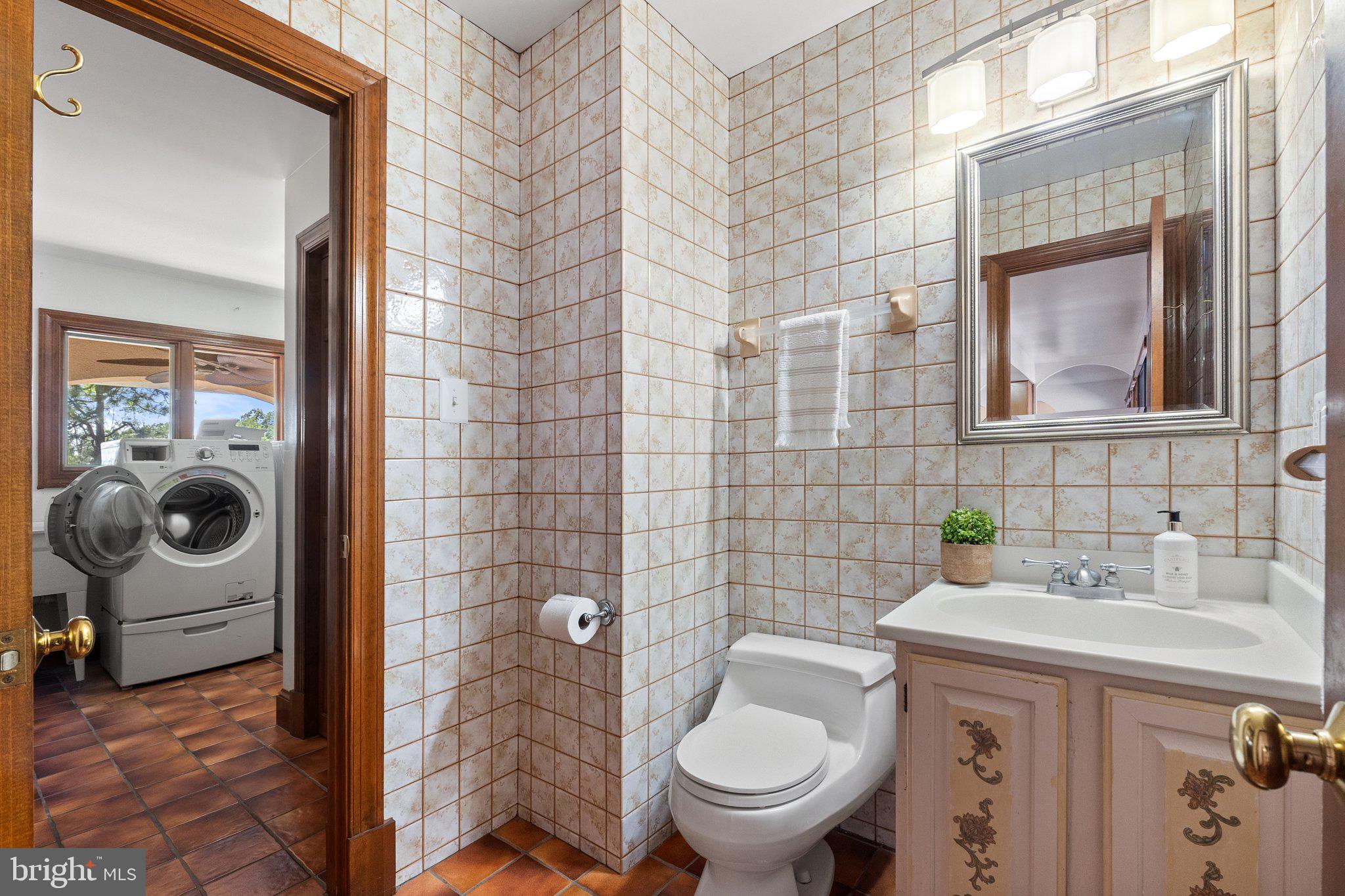 MOSBY WOODS - Residential