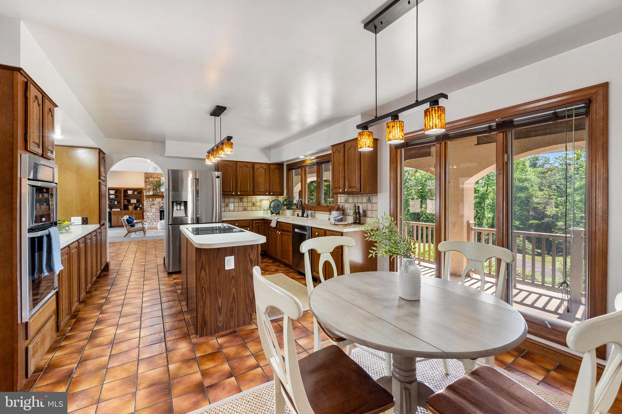 MOSBY WOODS - Residential