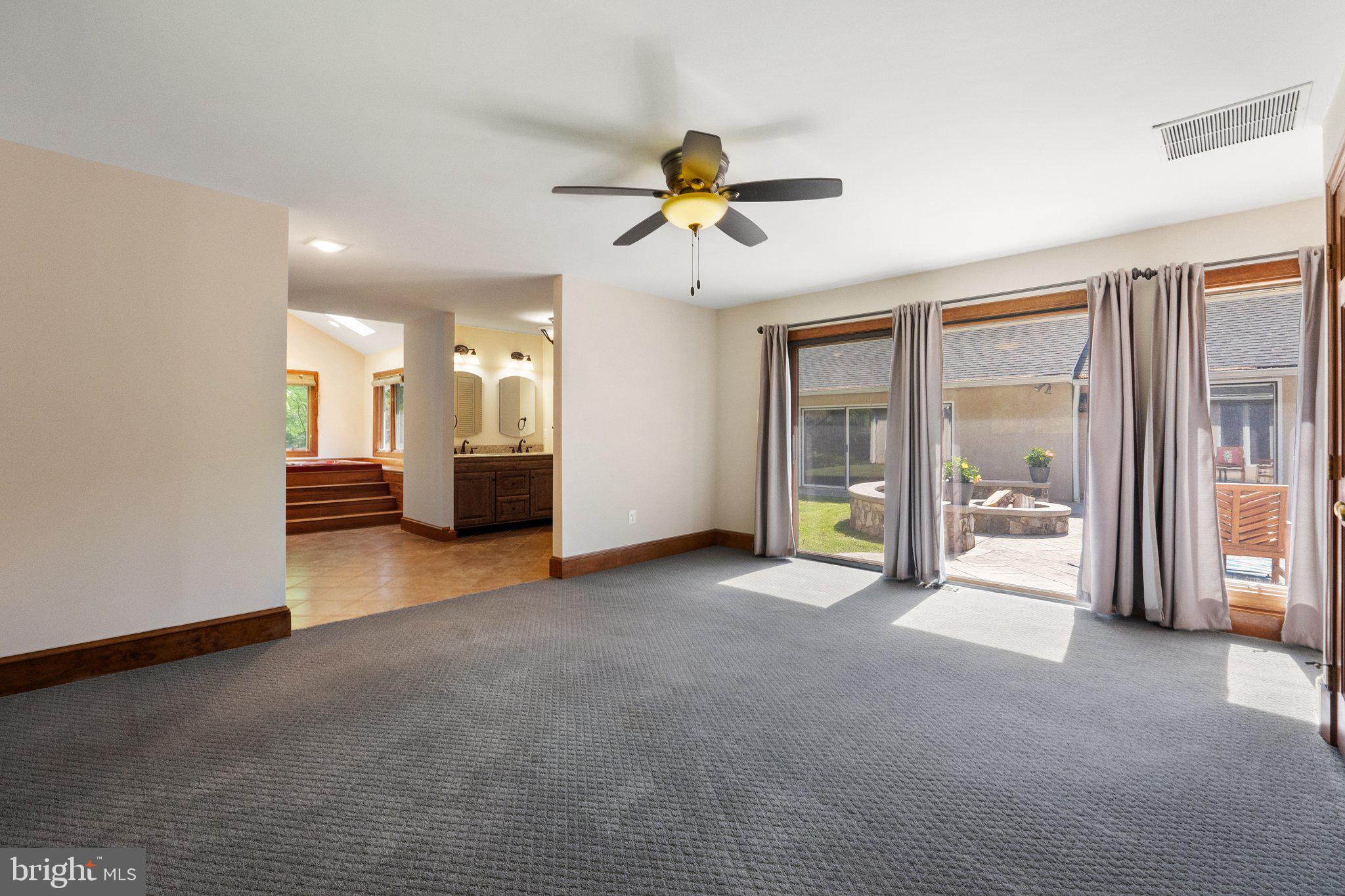 MOSBY WOODS - Residential