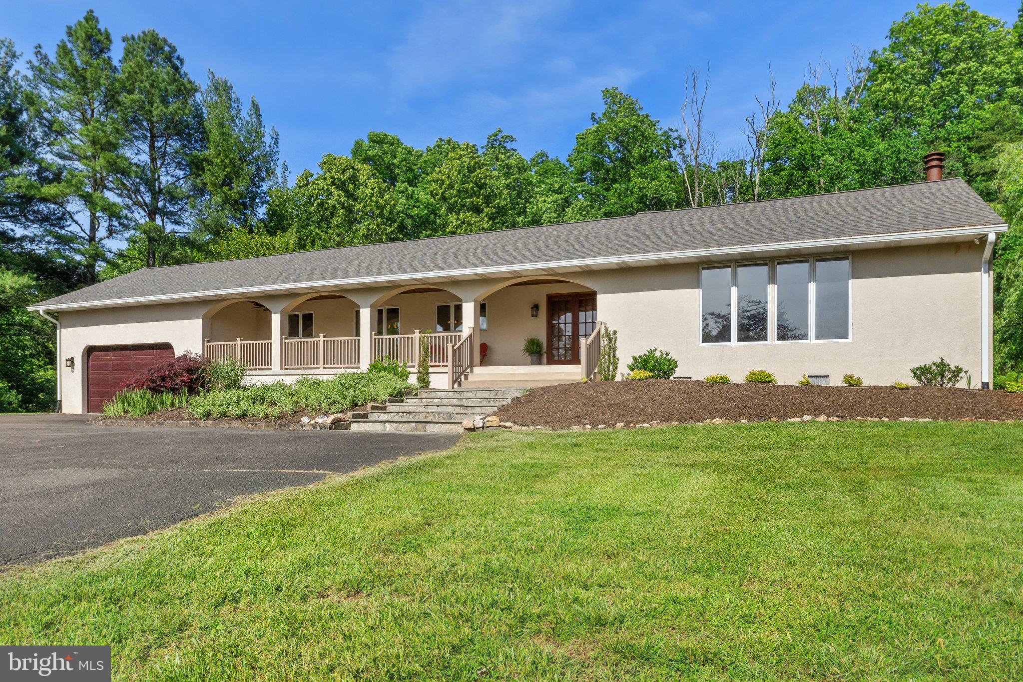 MOSBY WOODS - Residential