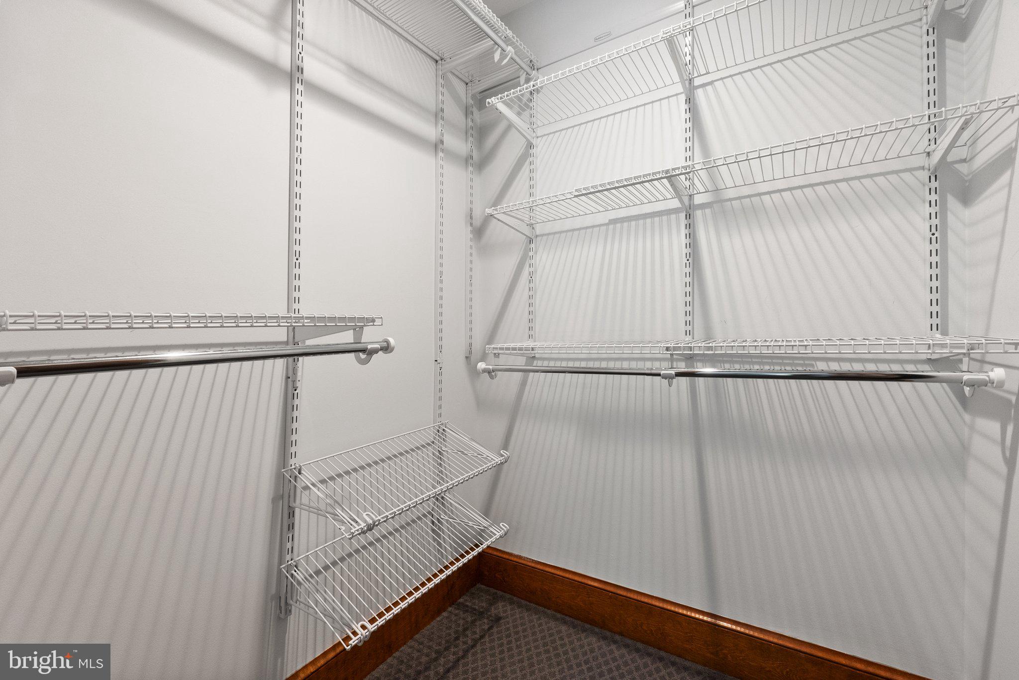 MOSBY WOODS - Residential