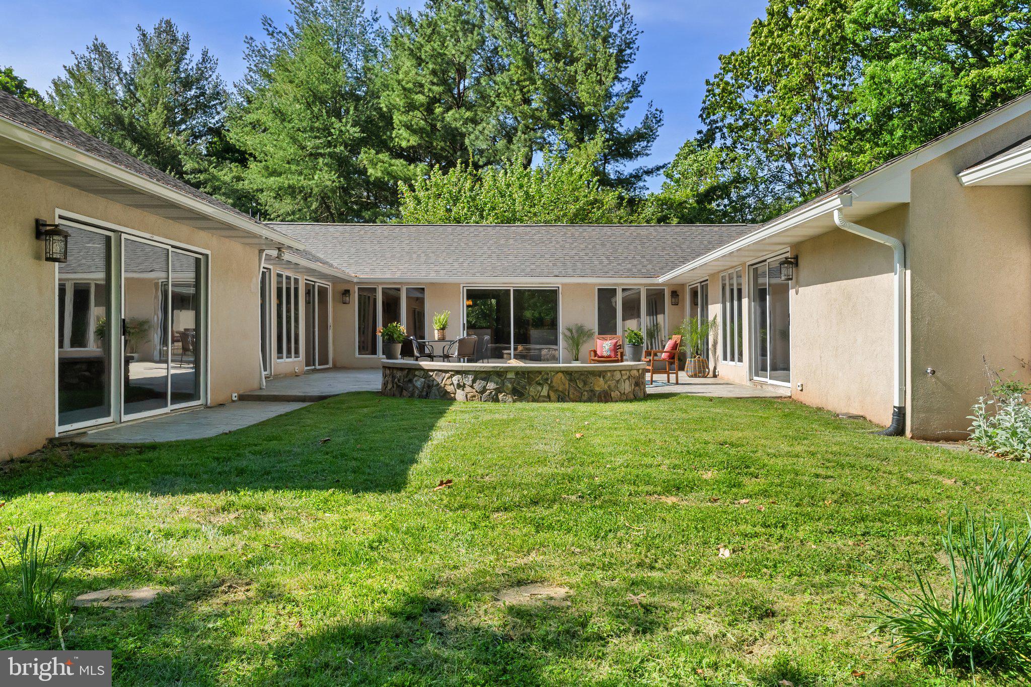 MOSBY WOODS - Residential