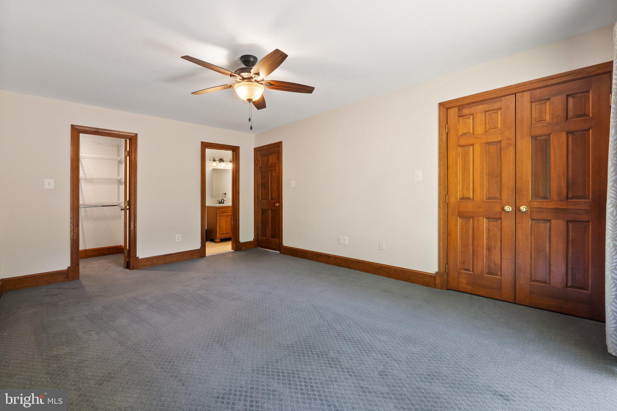 MOSBY WOODS - Residential