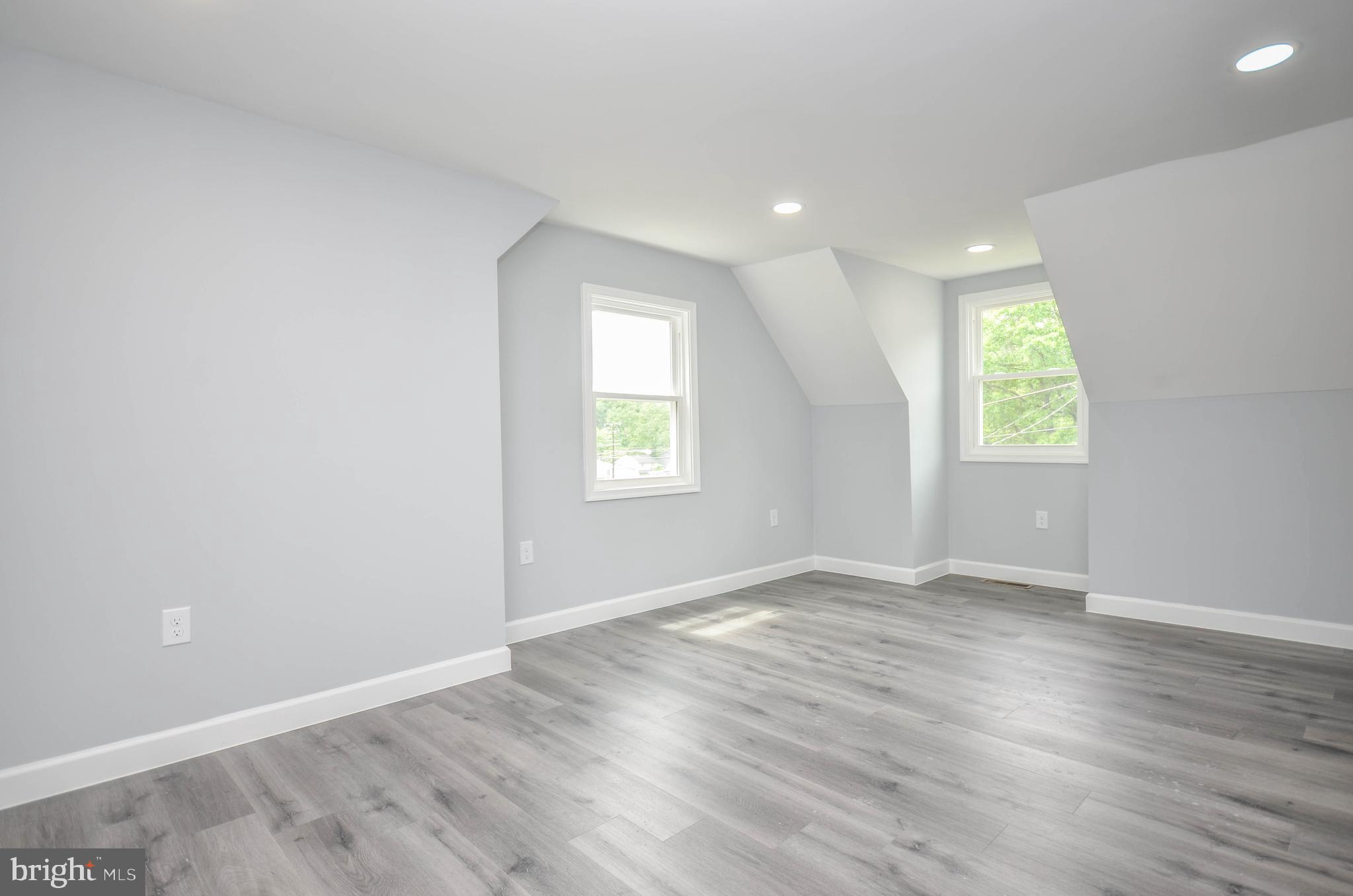 WEST LANHAM HILLS - Residential