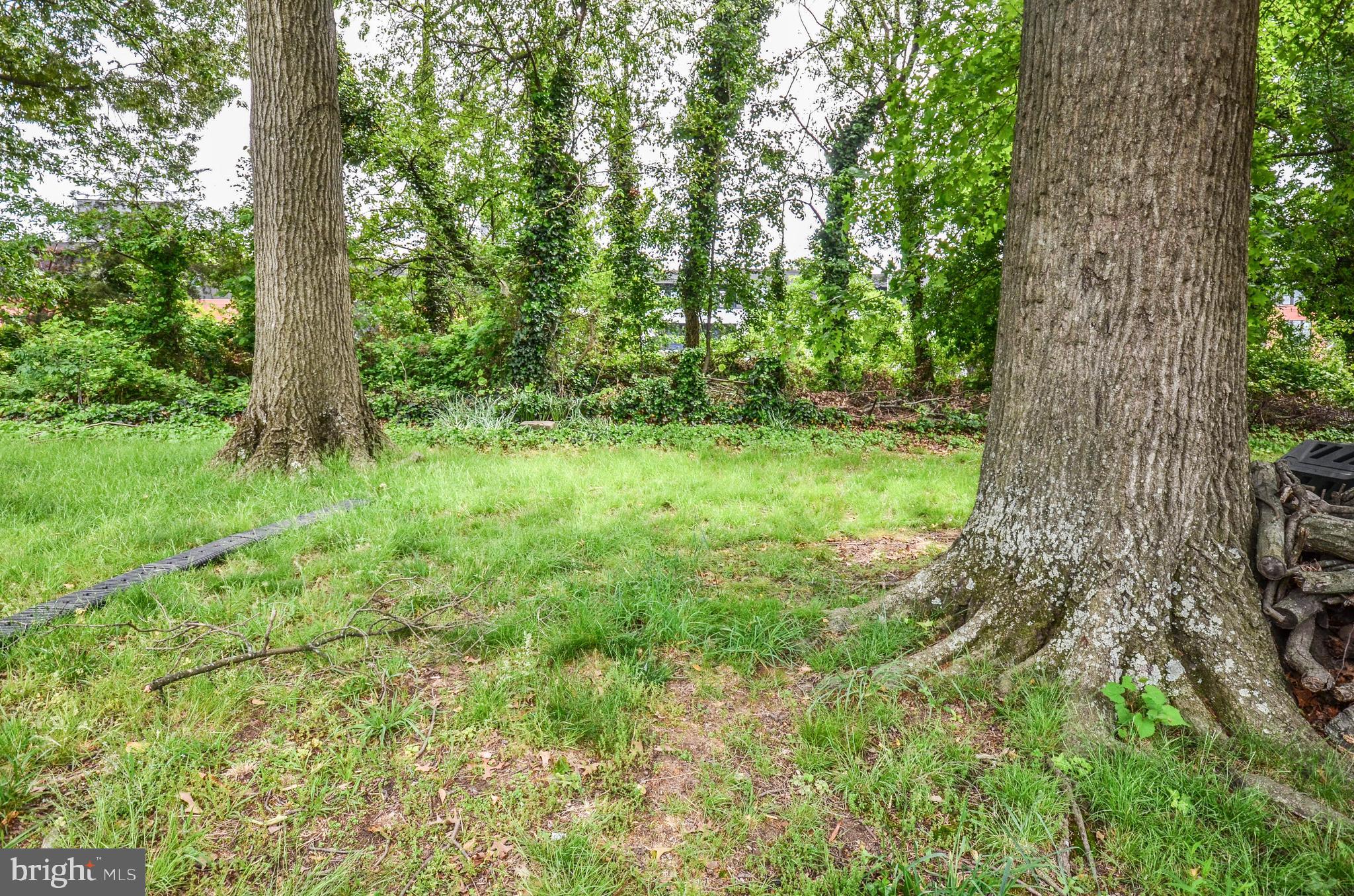 WEST LANHAM HILLS - Residential