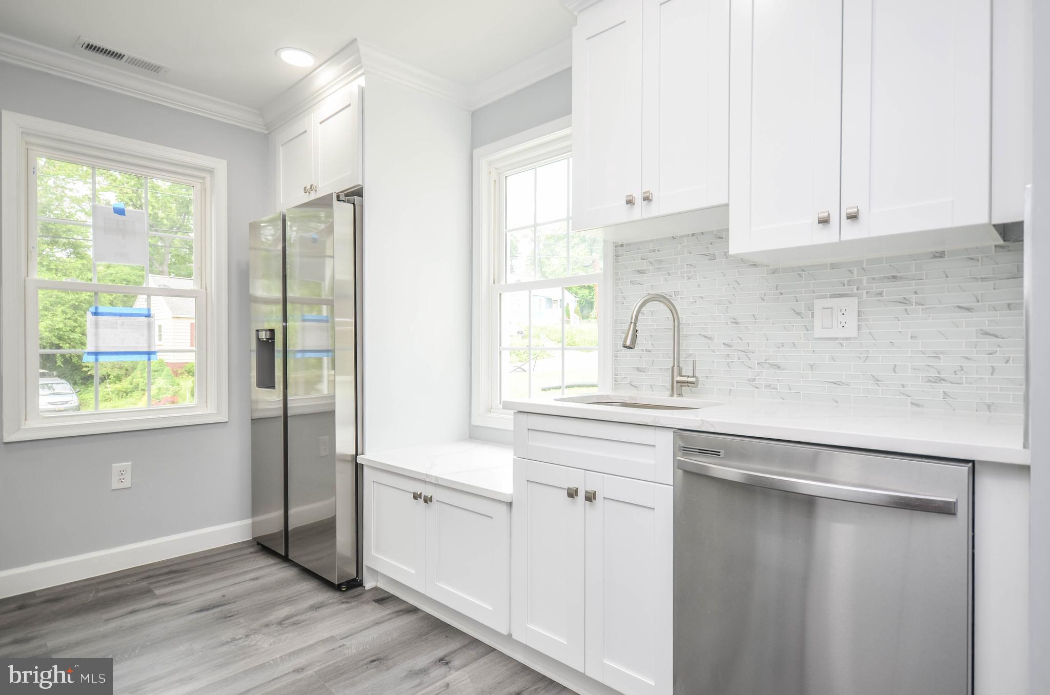 WEST LANHAM HILLS - Residential