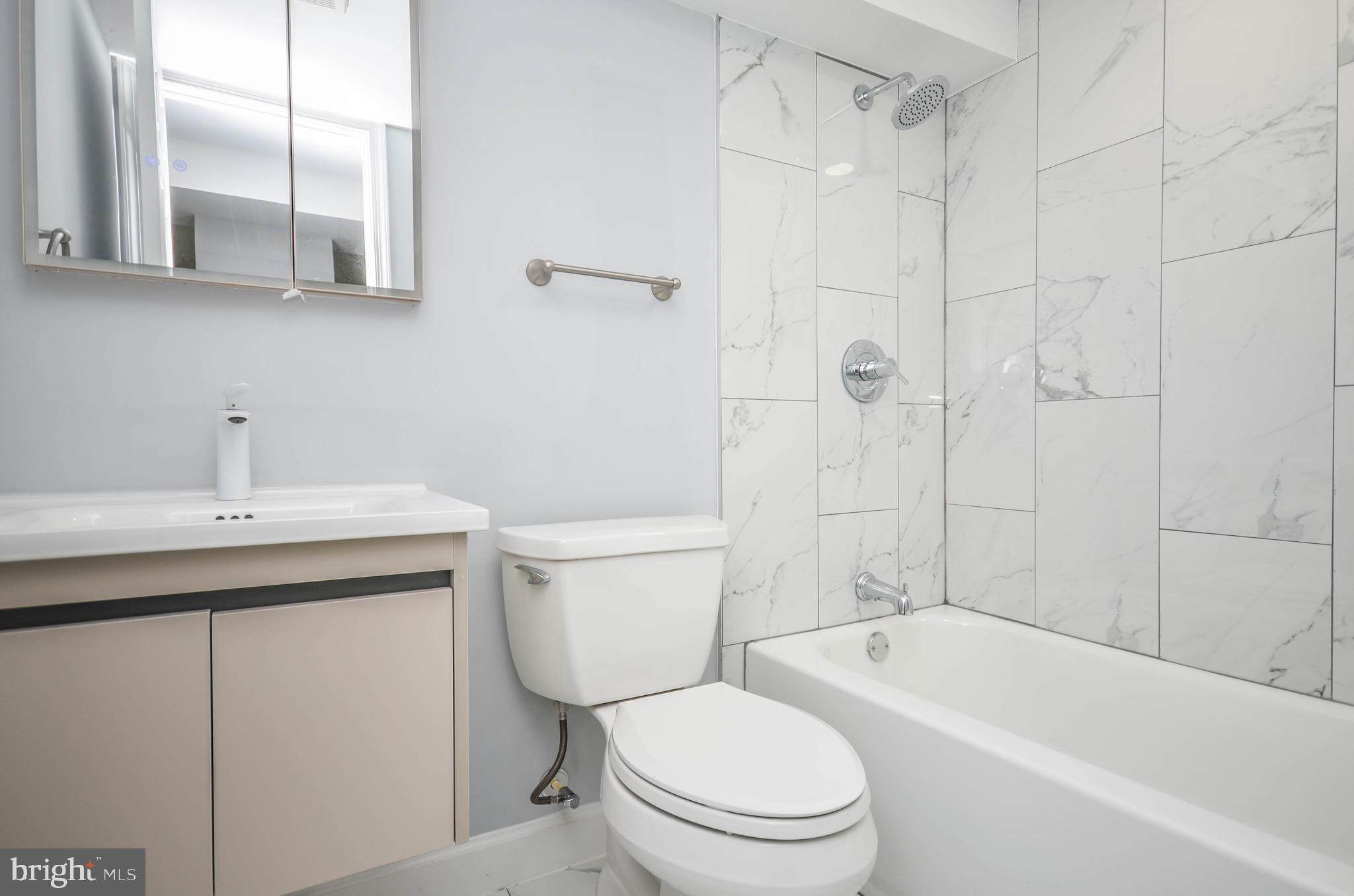 WEST LANHAM HILLS - Residential