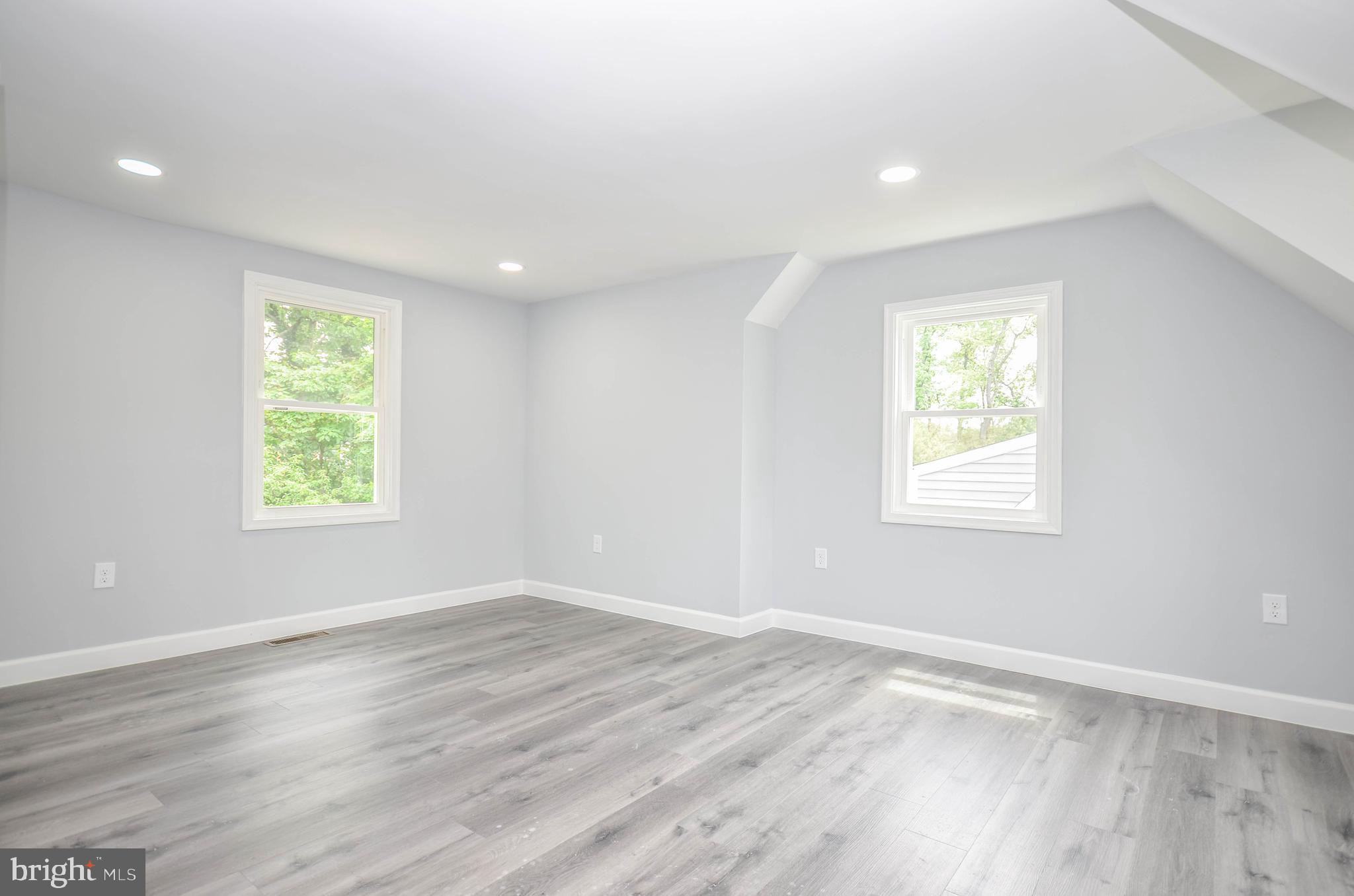 WEST LANHAM HILLS - Residential