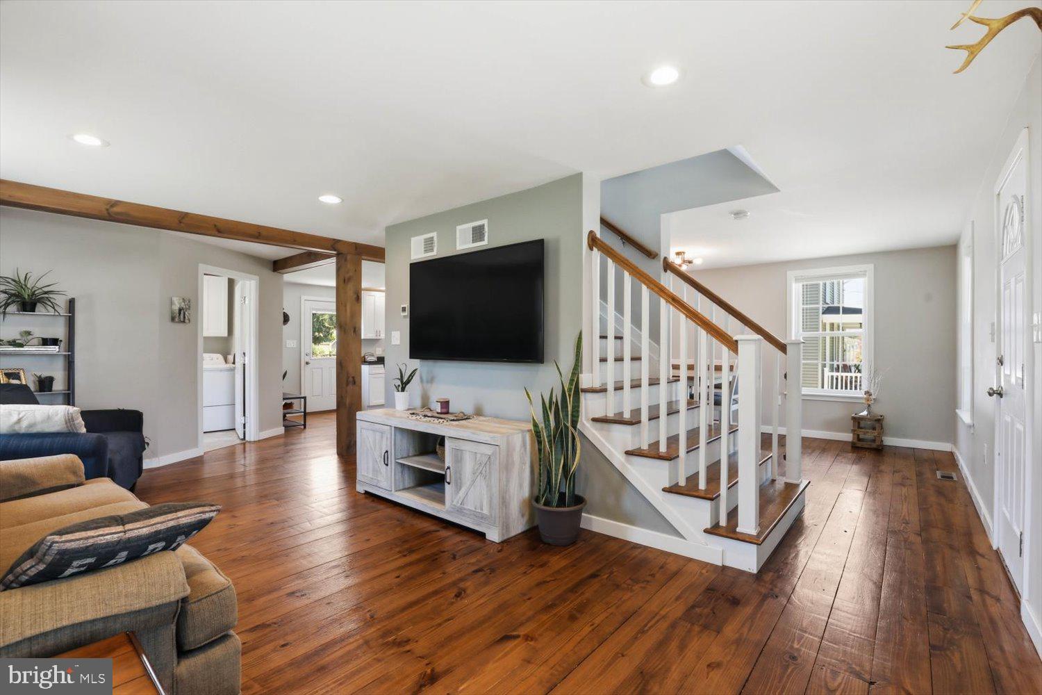 324 STEINMAN FARM ROAD